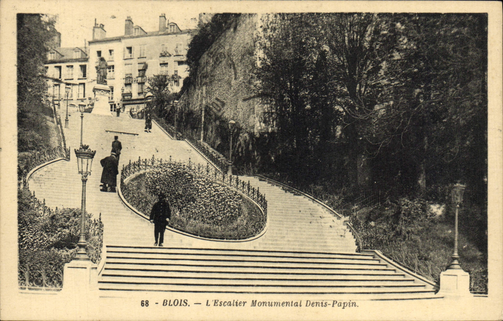 CPA Blois L'Escalier Monumental Denis Papin
