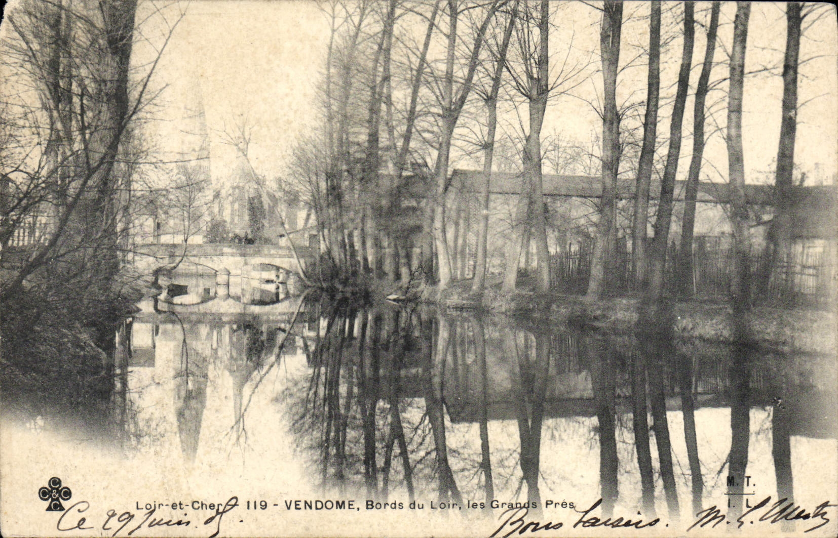 CPA Vendome Bords Du Loir Les Grands Pres 