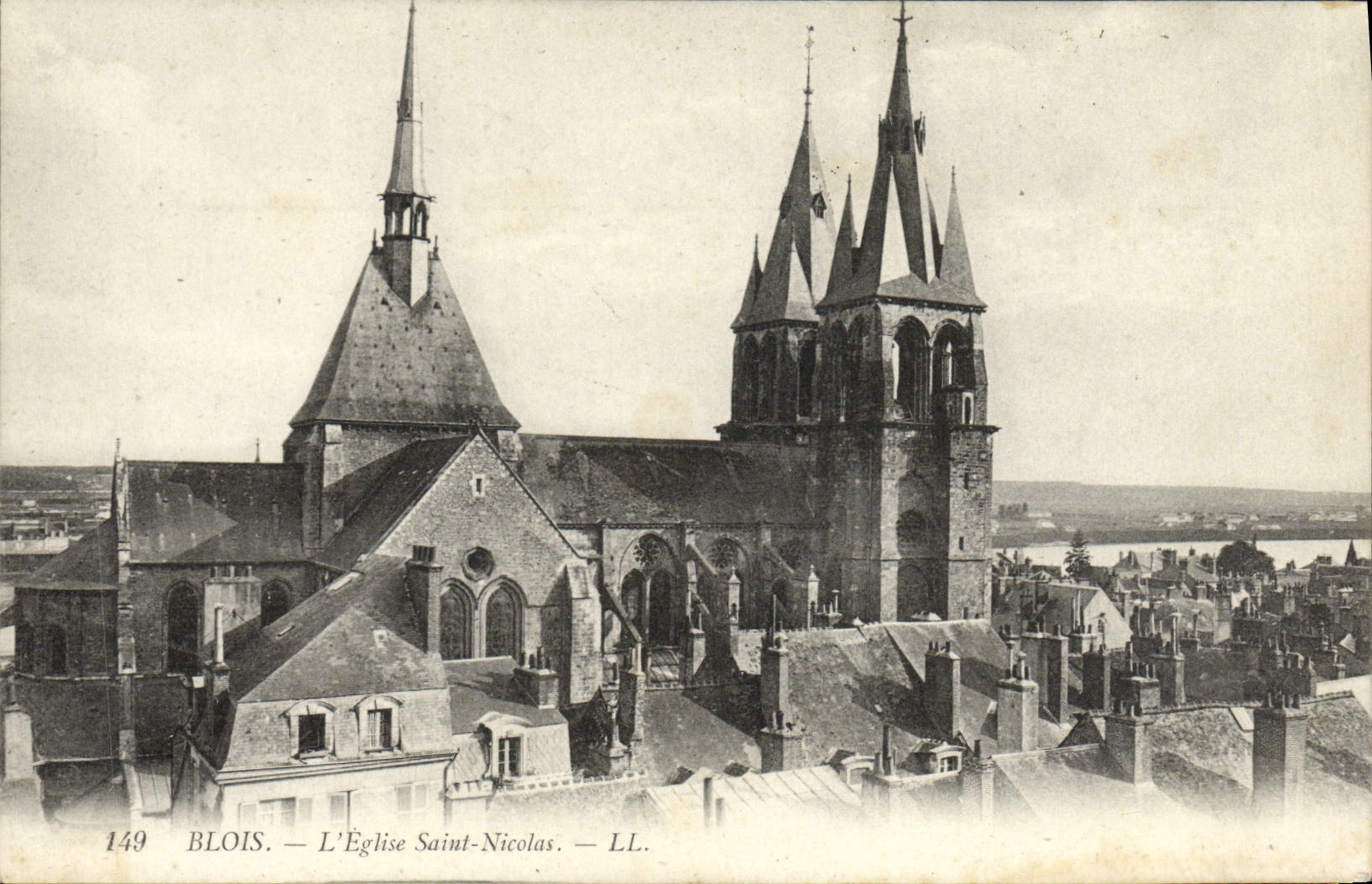CPA Blois L'Eglise Saint Nicolas