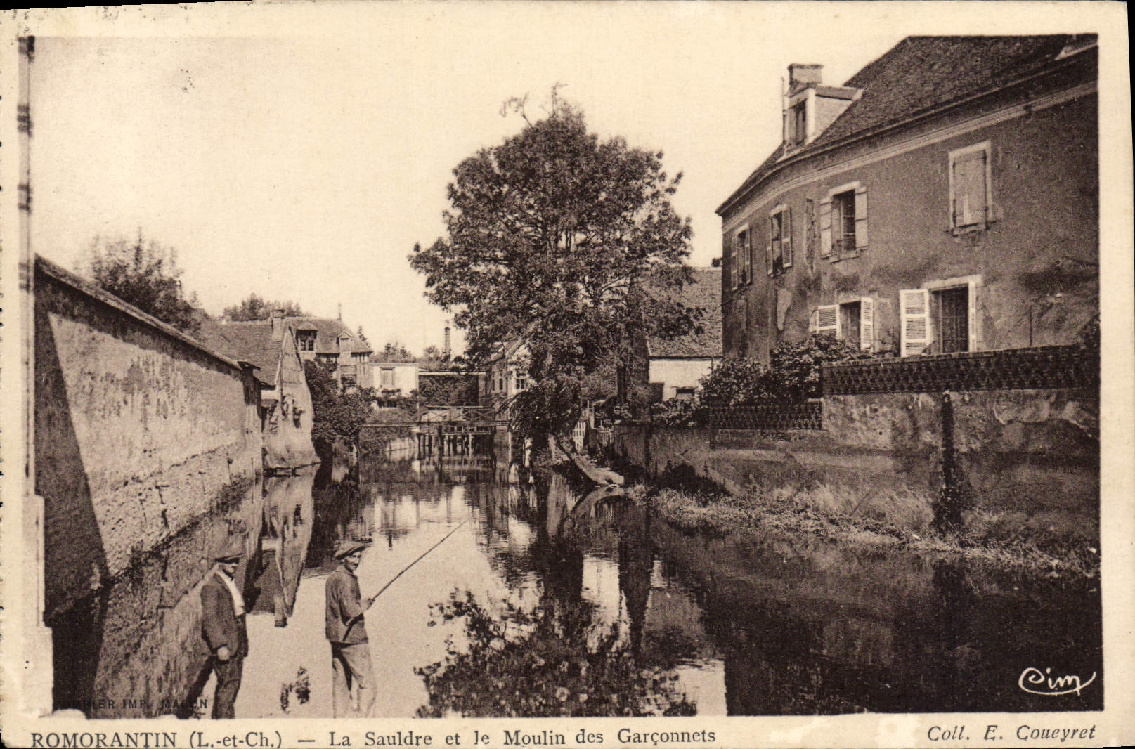 VINTAGE POSTCARD Romorantin Sauldre And the Mill of the Small boys Fishes Sinning