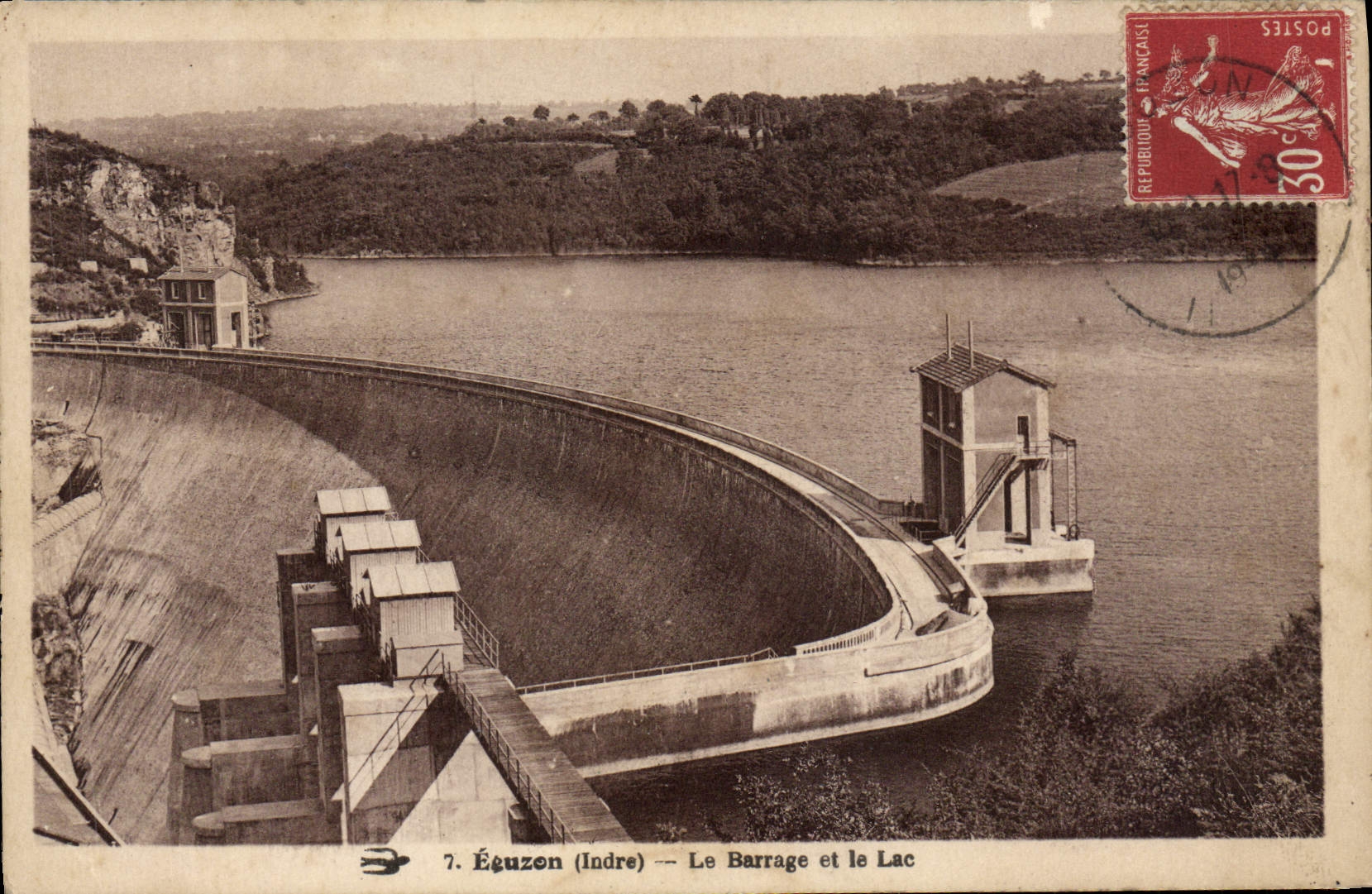 CPA Eguzon Le Barrage Et Le Lac