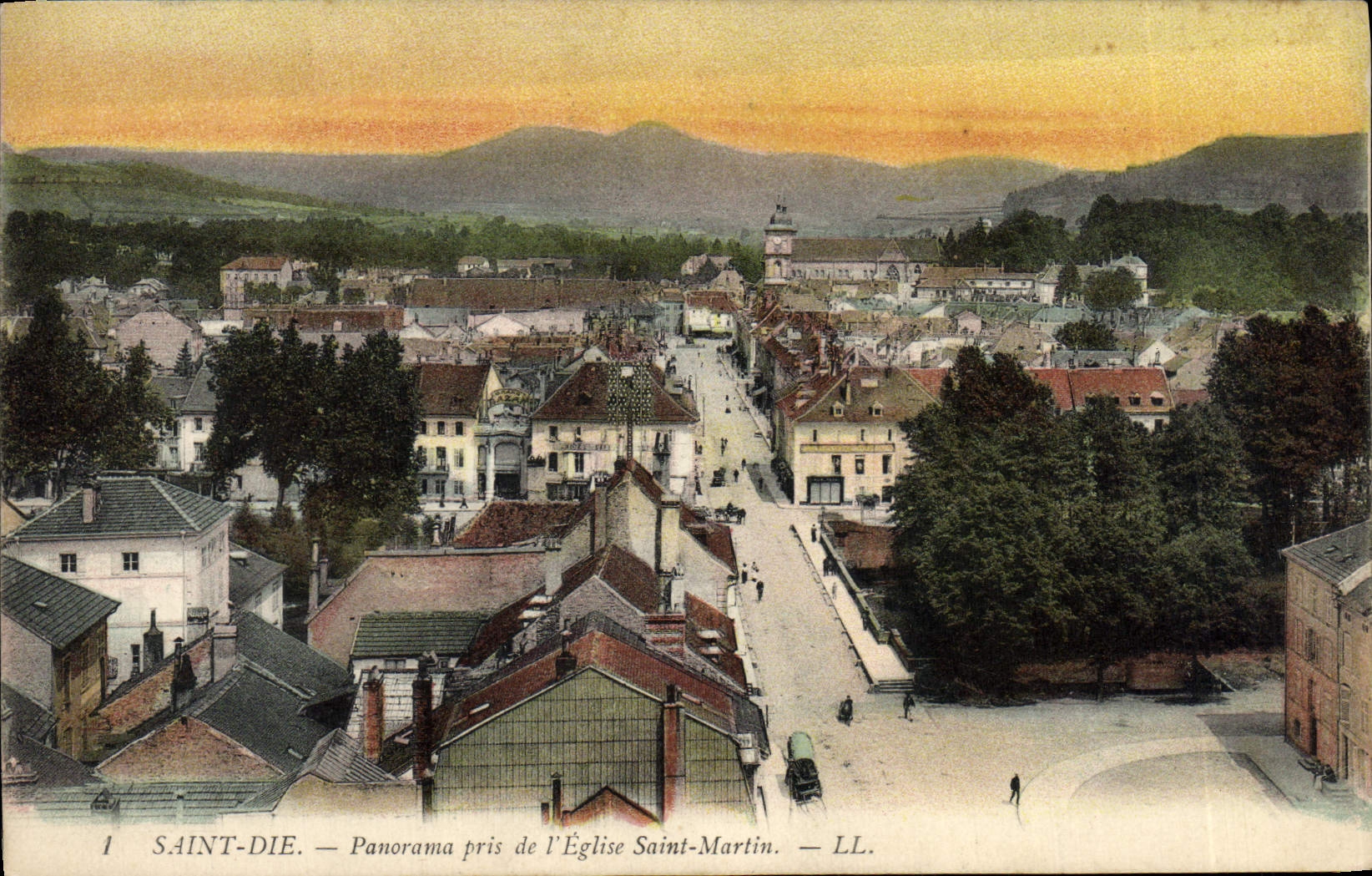 CPA Saint Die panorama Pris De I'Eglise Saitn Martin