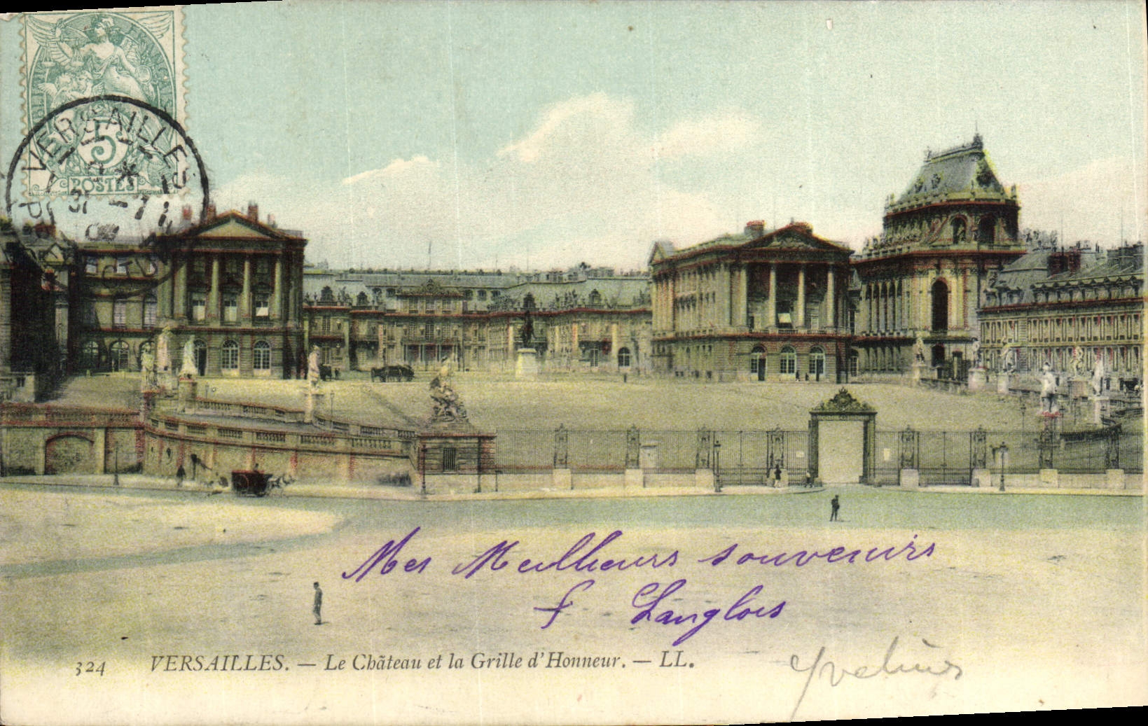 CPA Versailles Le Chateau Et La Grille D'Honneur