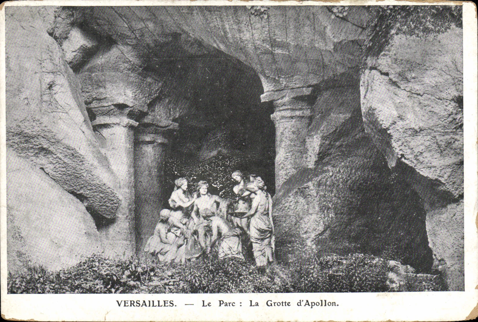 CPA Versailles Le Parc La Grotte d'Apollon