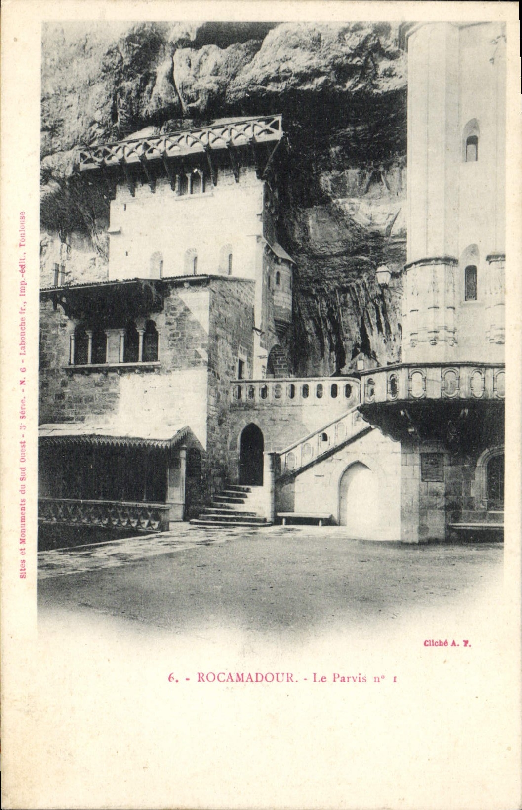 CPA Rocamadour Le Parvis