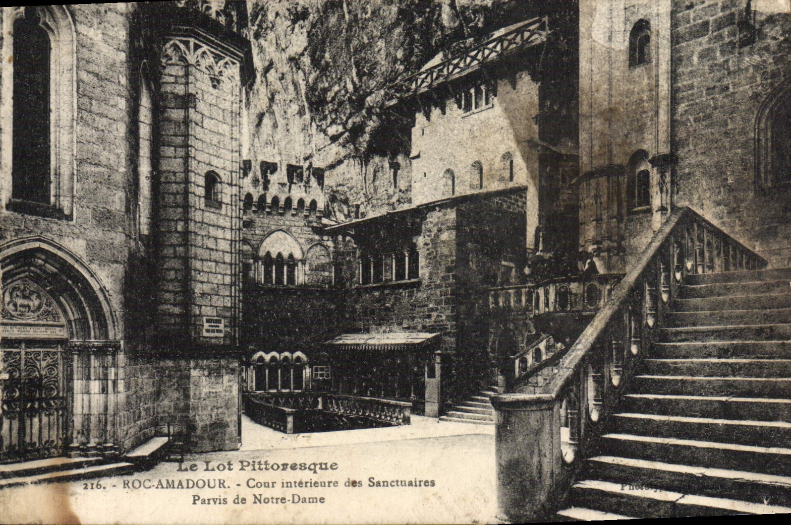 VINTAGE POSTCARD Rocamadour Interior Court of the Sanctuaries Square of Notre Dame