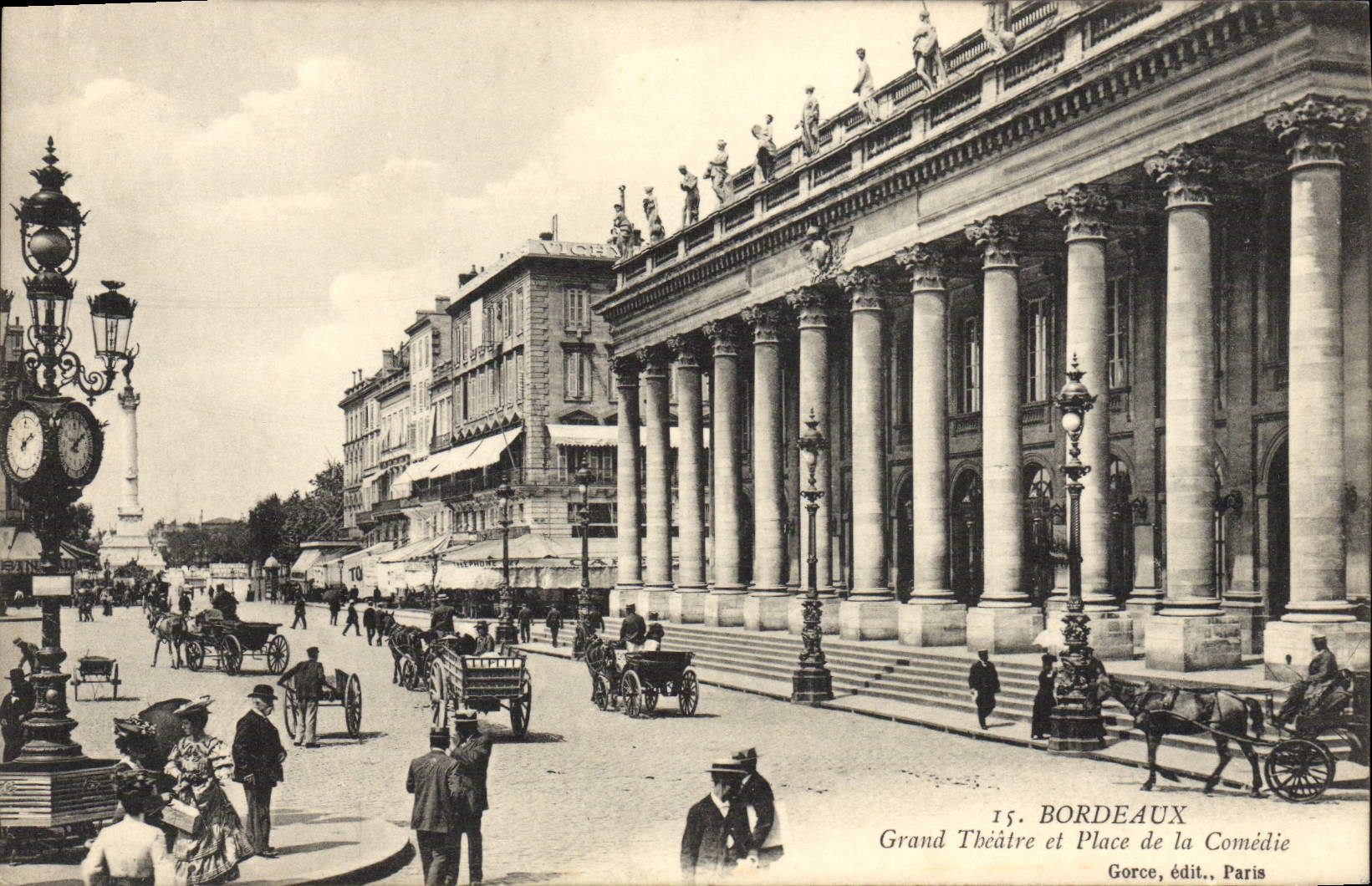 CPA Bordeaux Grand Theatre et Place de la Comedie