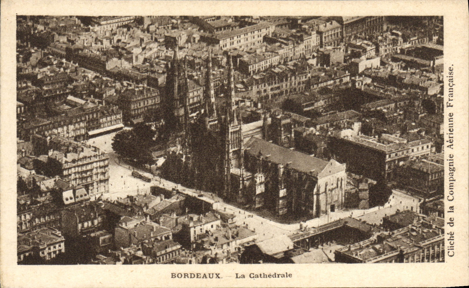 CPA Bordeaux La Cathedrale