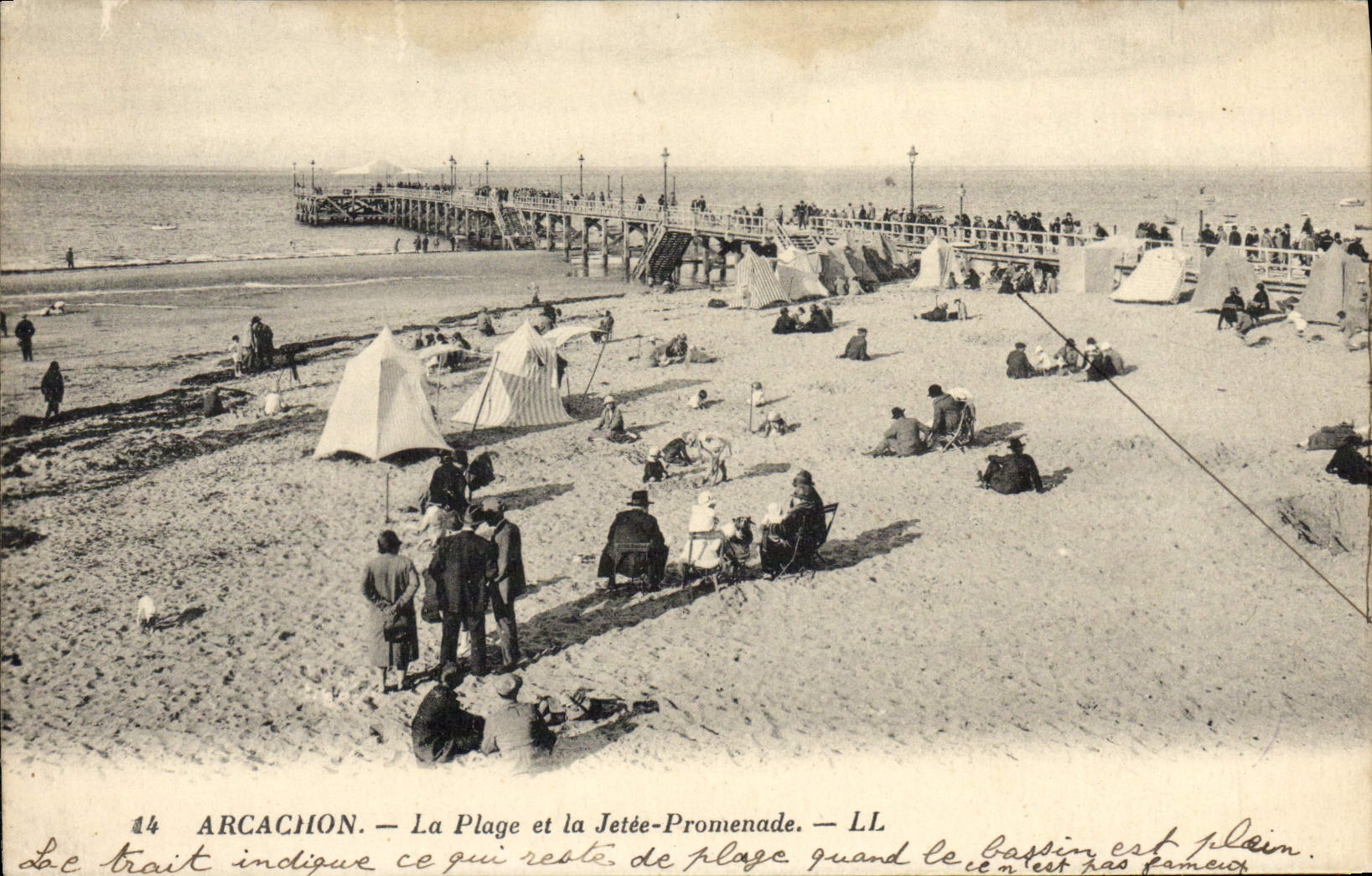 CPA Arcachon La Plage et la Jetee Promenade
