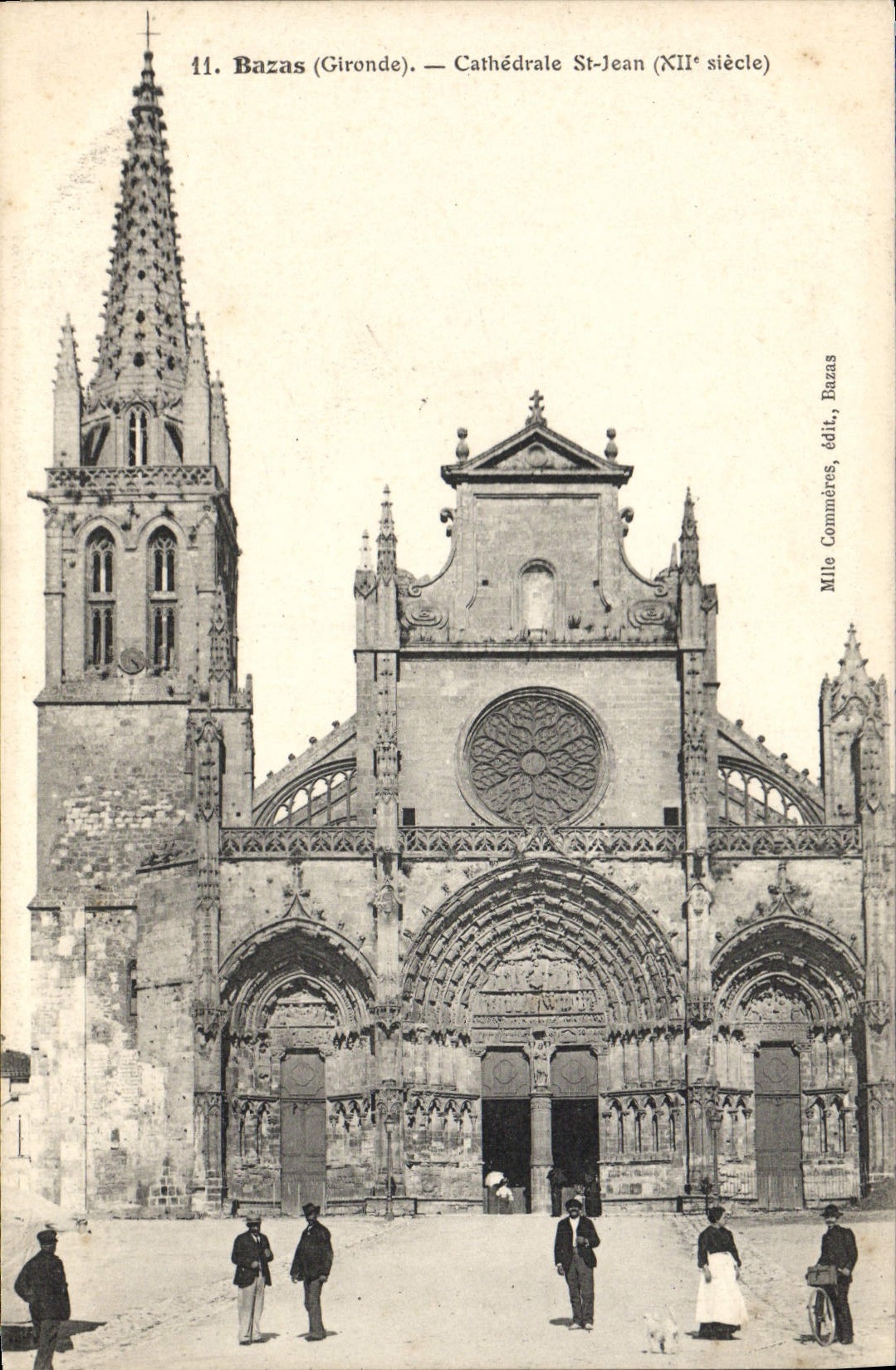 VINTAGE POSTCARD Bazas Catherale St Jean