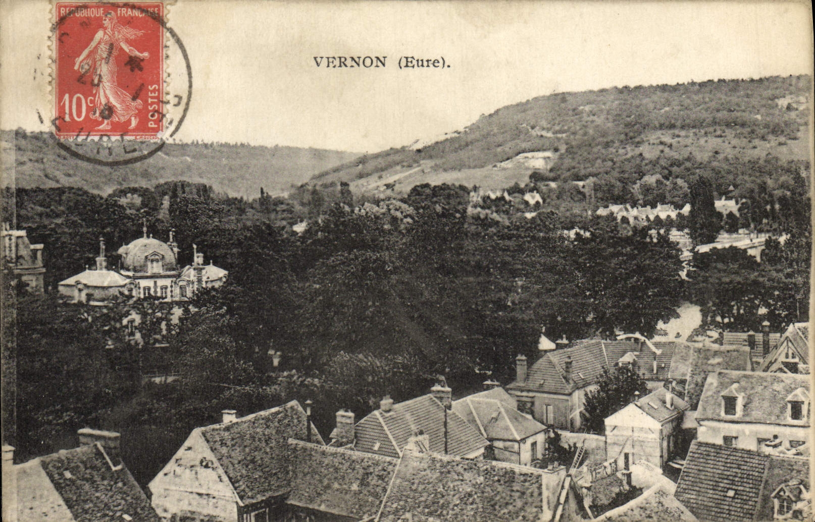 VINTAGE POSTCARD Vernon