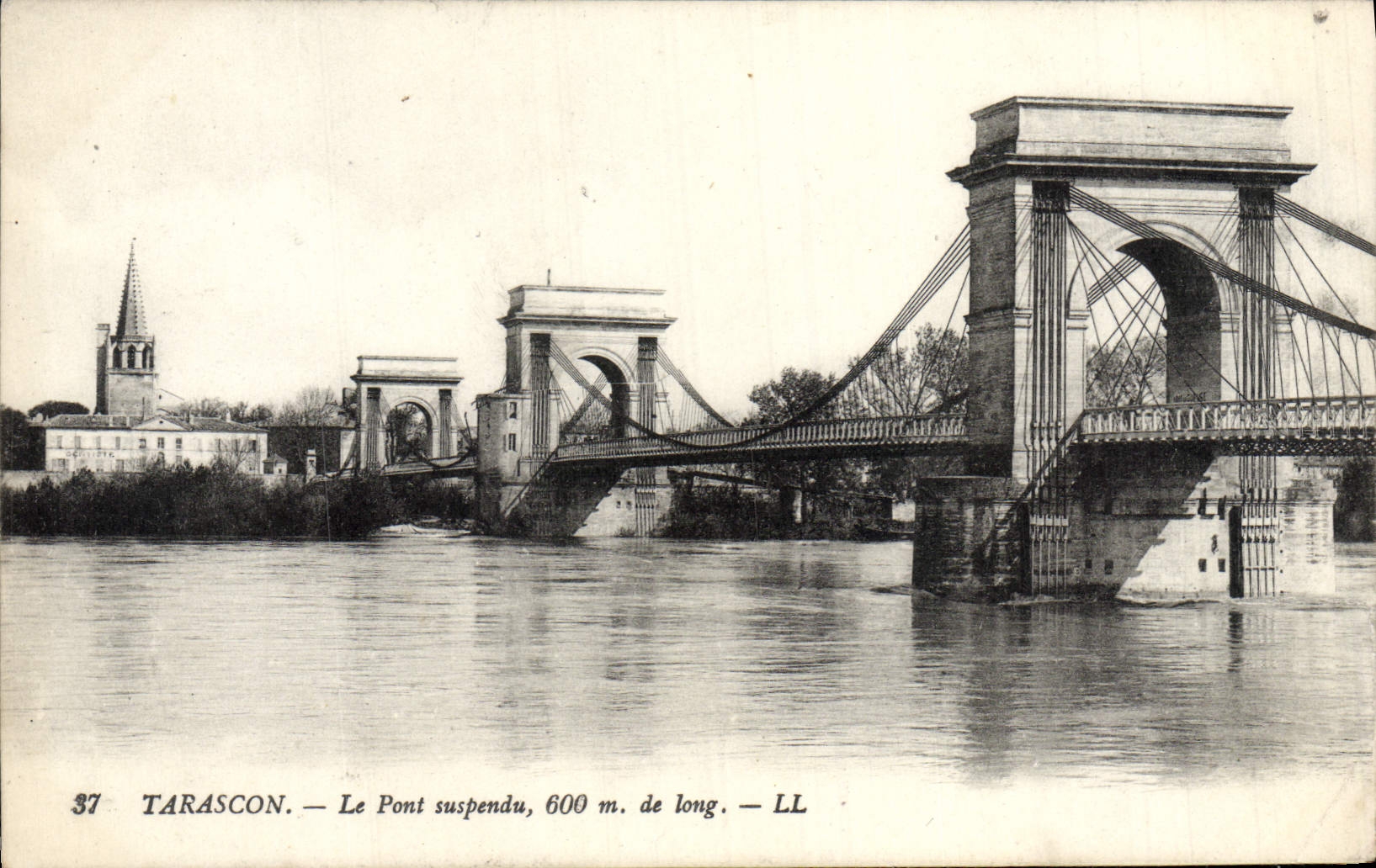 CPA Tarascon Le Pont Suspendu
