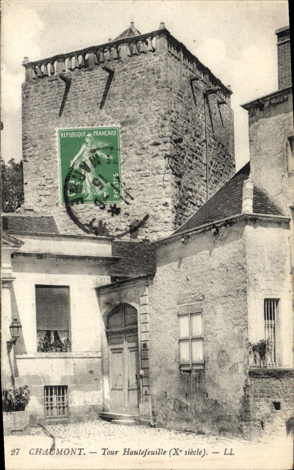 VINTAGE POSTCARD Chaumont Hautefeuille Turn