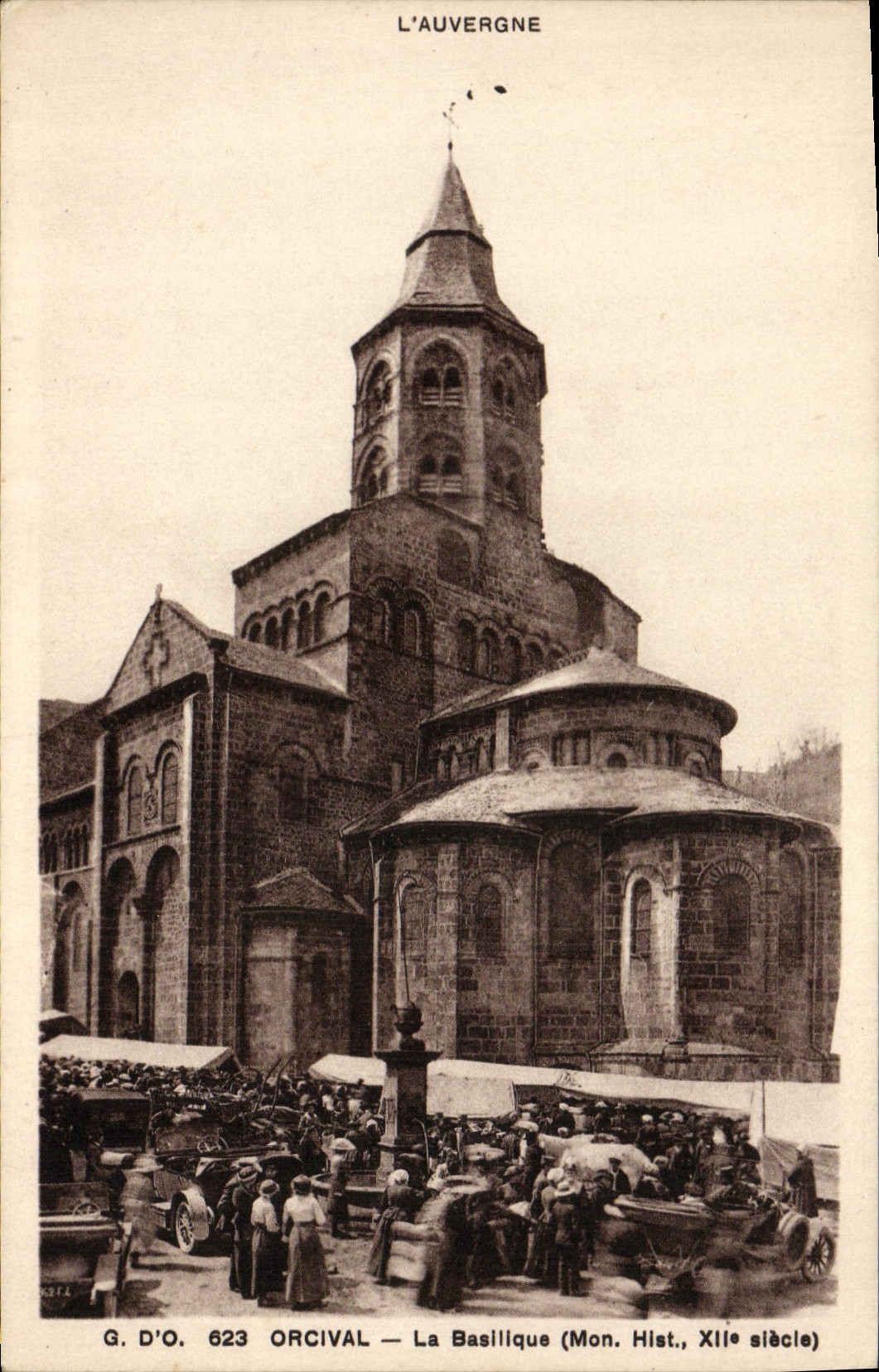 VINTAGE POSTCARD Orcival the Basilica Goes
