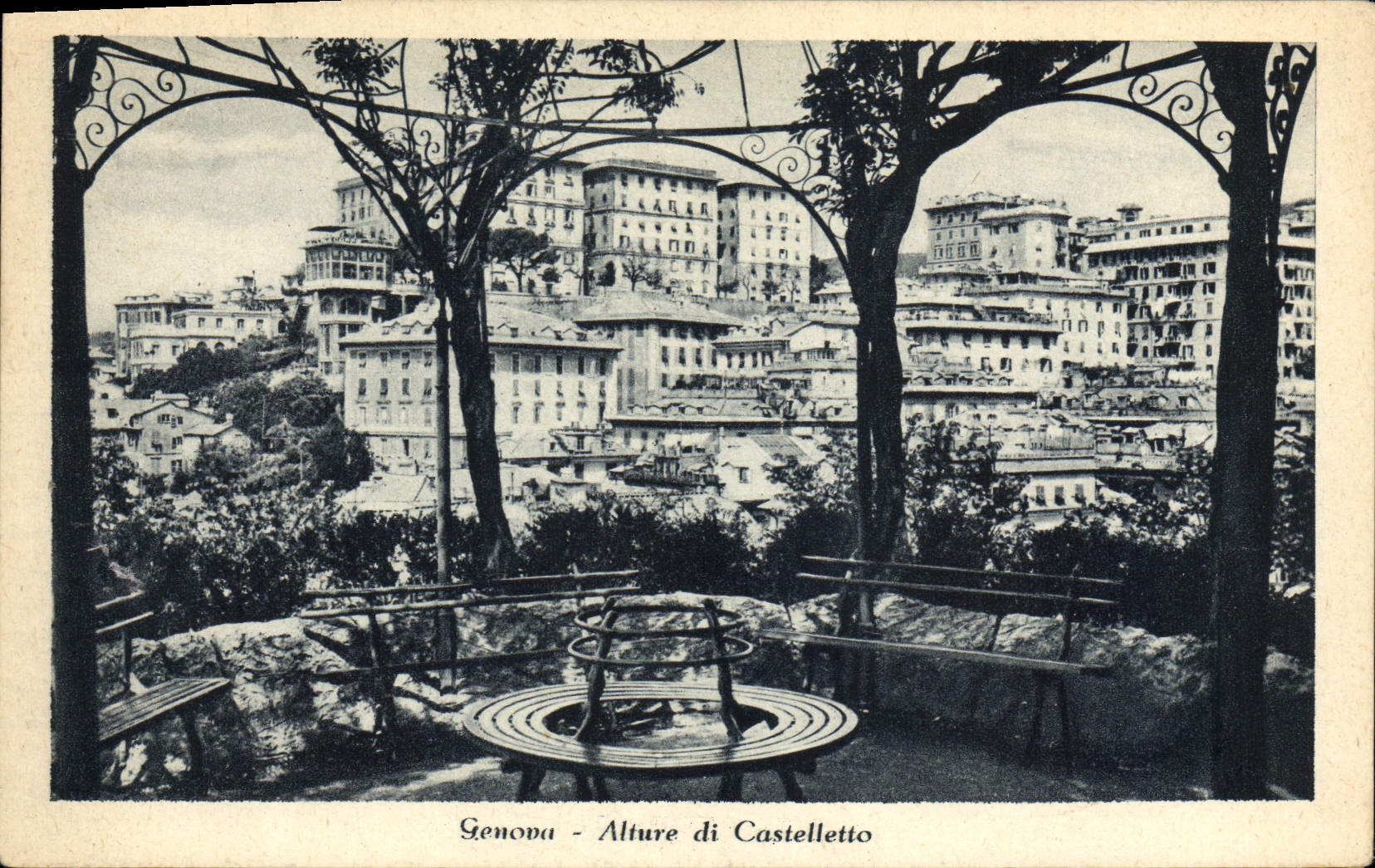 VINTAGE POSTCARD Genova Alture di Castelletto