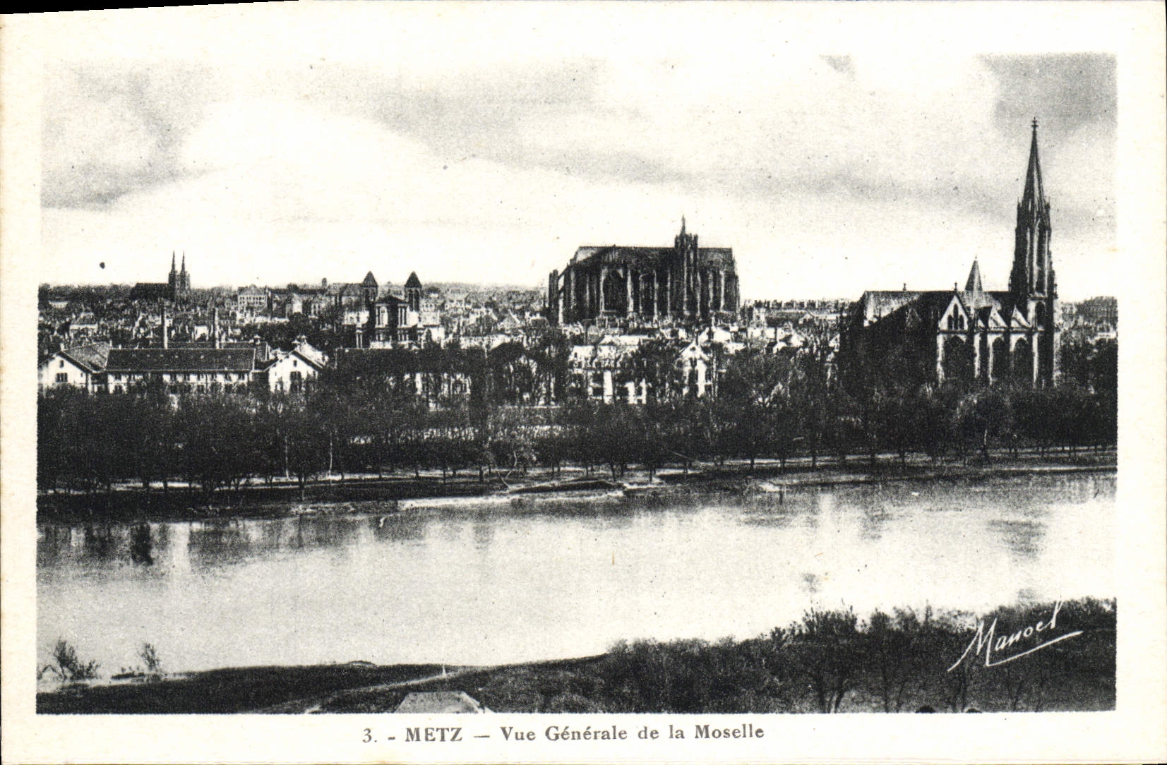 CPA Metz Vue Generale de la Moselle