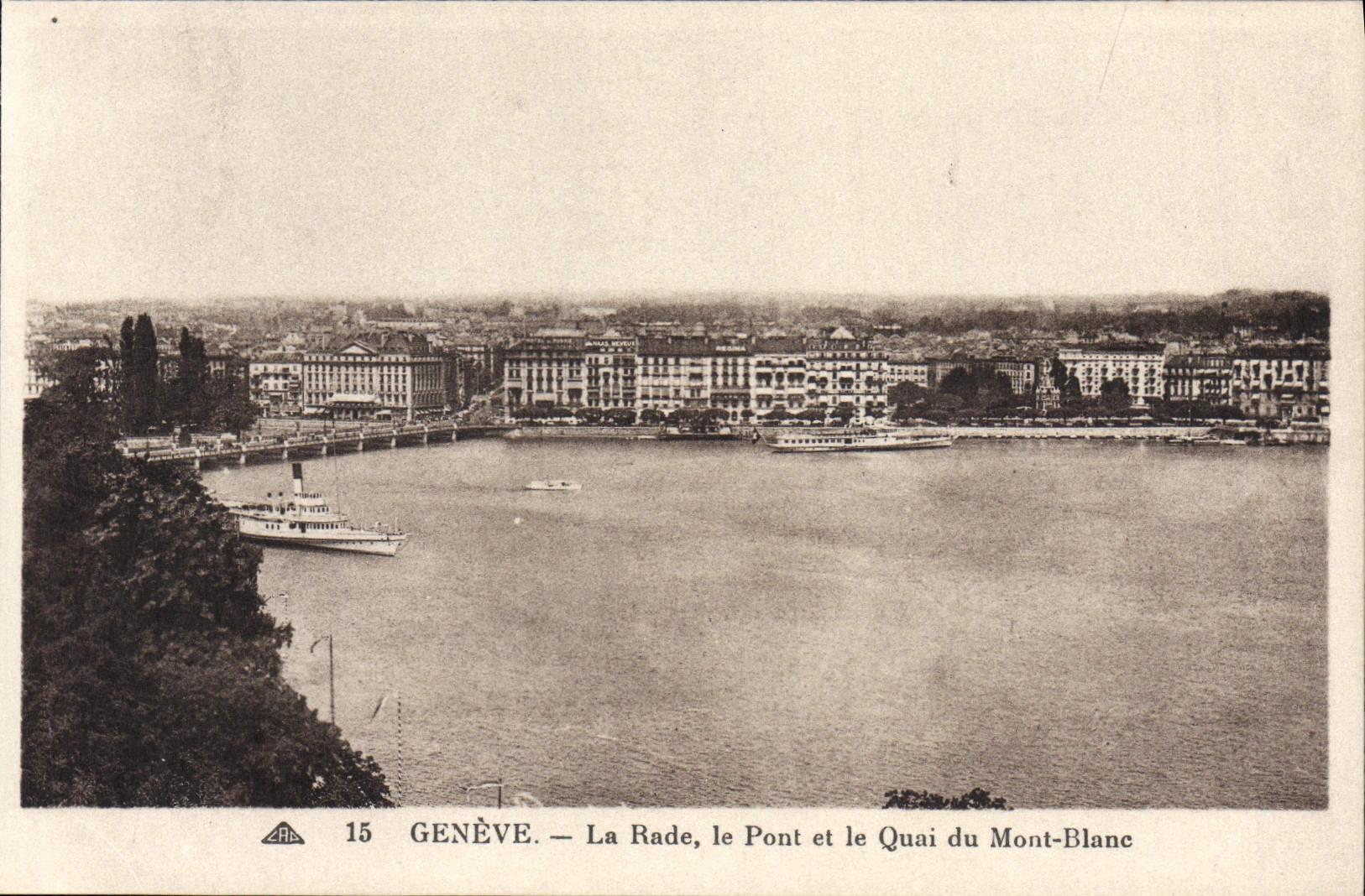 CPA Geneve La Rade le Pont et le Quai du Mont Blanc