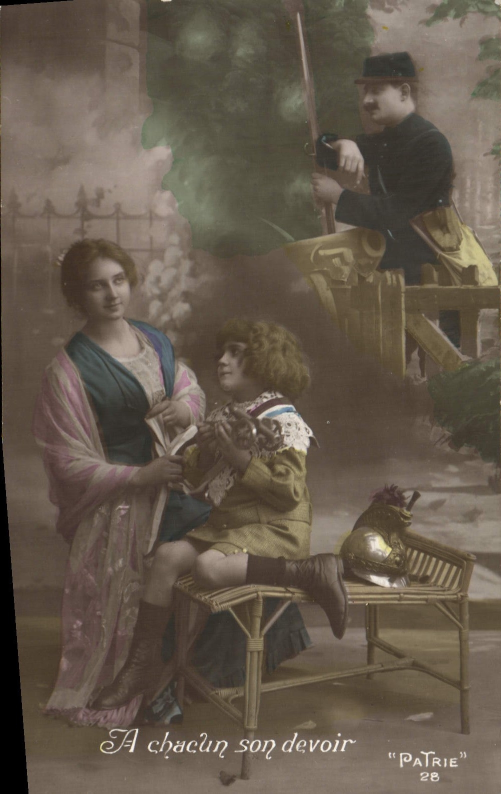 VINTAGE POSTCARD Fantasy Child wife Militaria Soldier