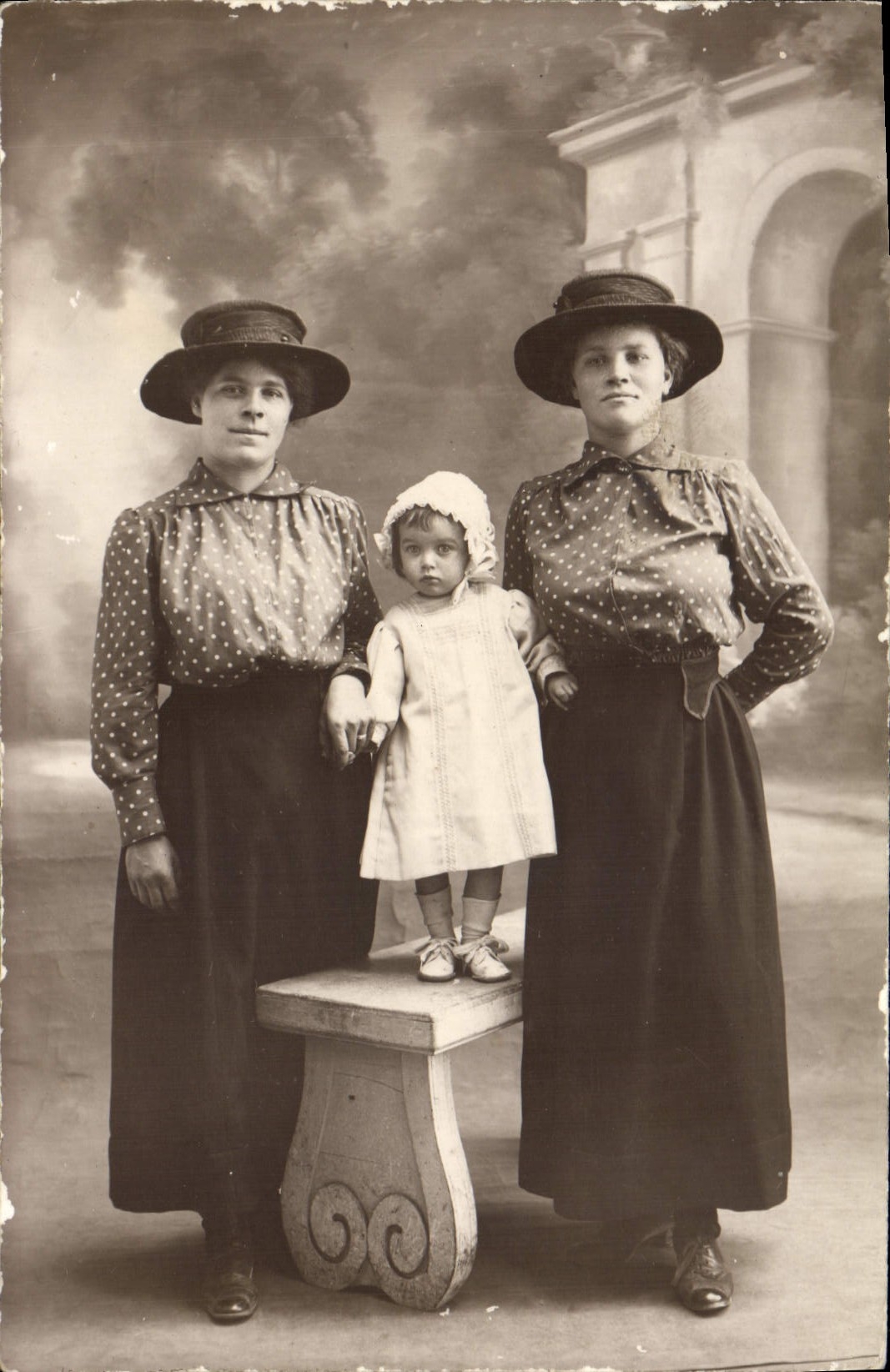 Real photo Women Child