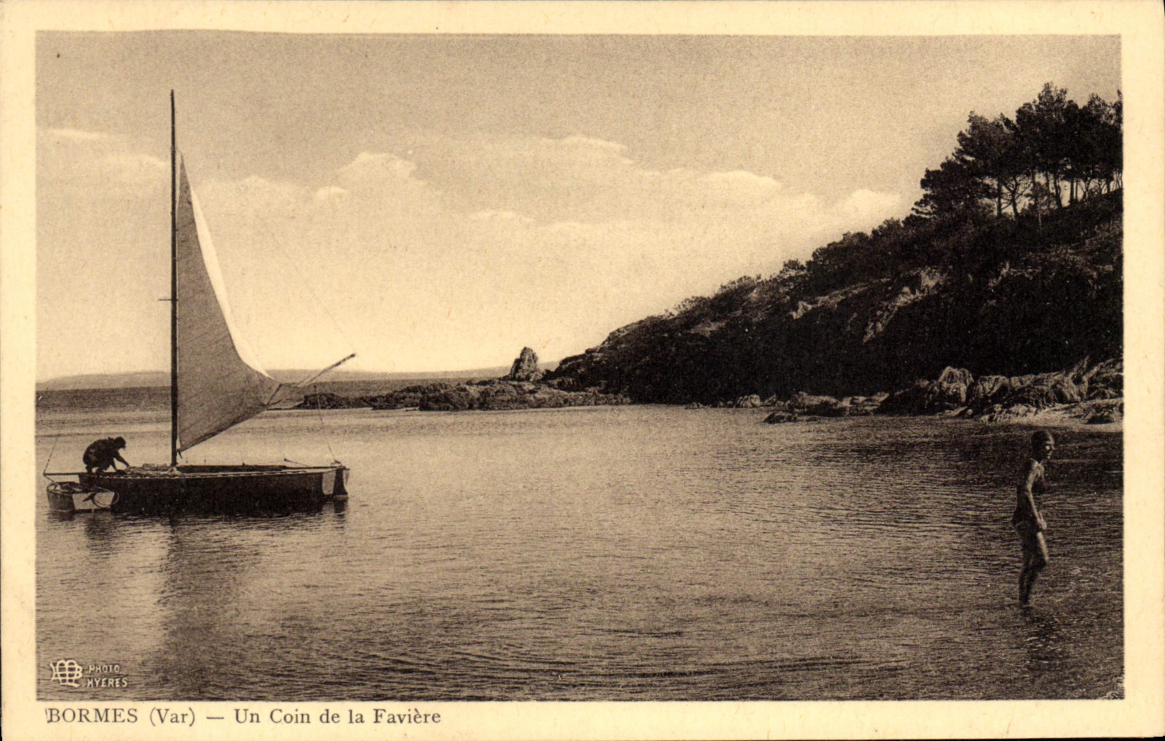 POSTAL Bormes de la VENDIMIA una esquina de Faviere