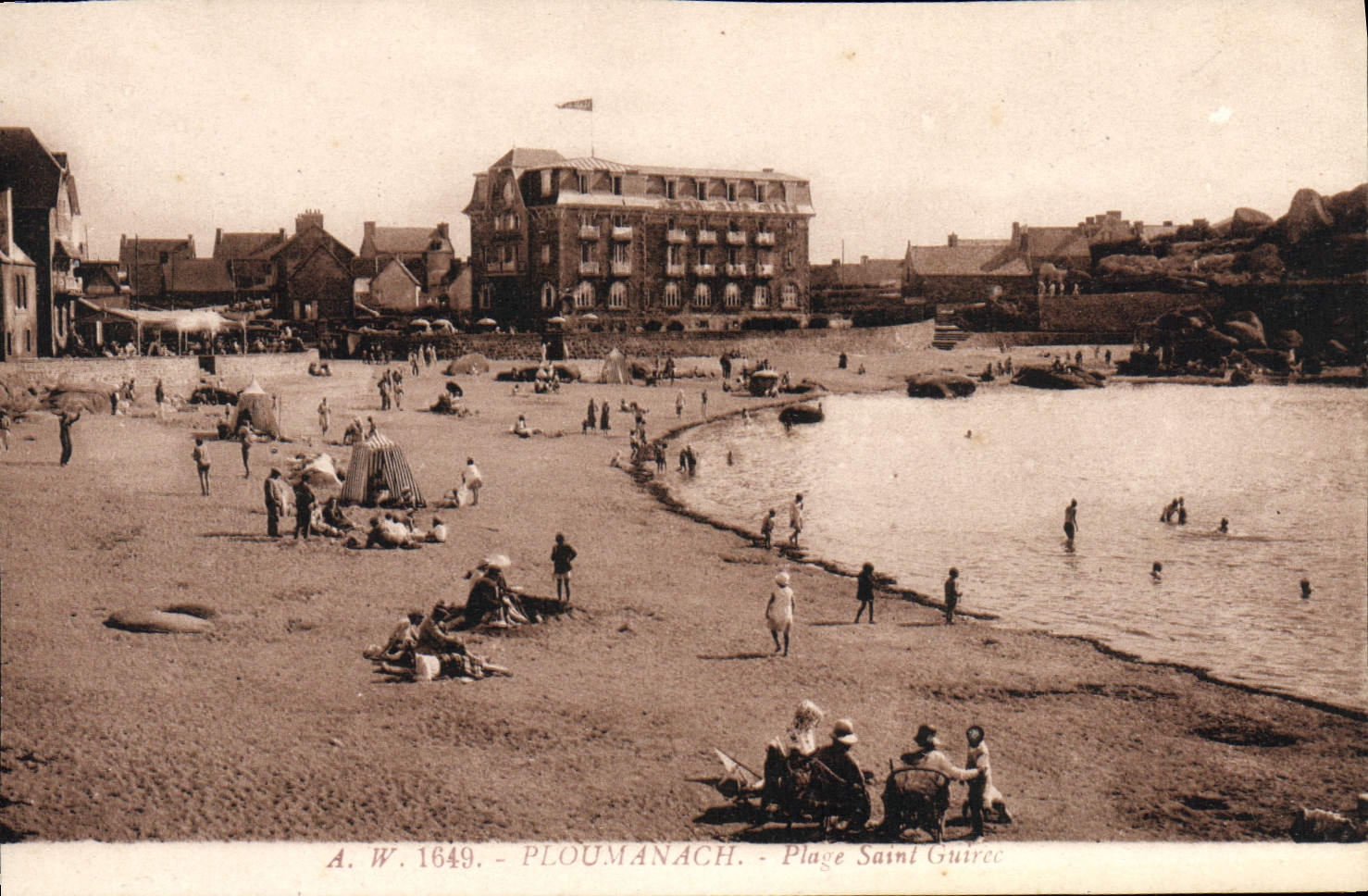 CPA Ploumanach Plage Saint Guirec