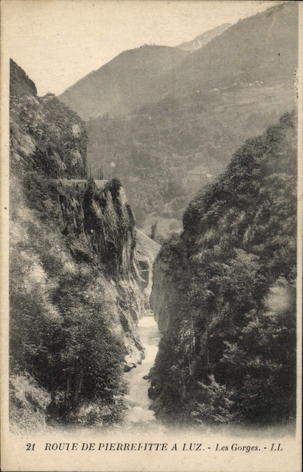 VINTAGE POSTCARD Route De Pierrefitte has Luz the Falls