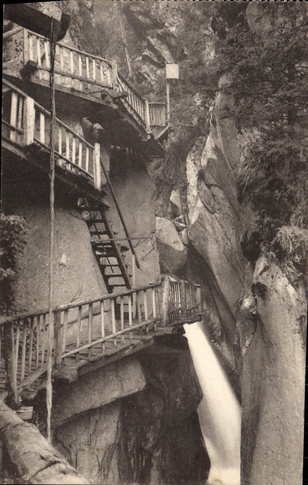 CPA Les Gorges De Triege Ligne Martigny Chamonix