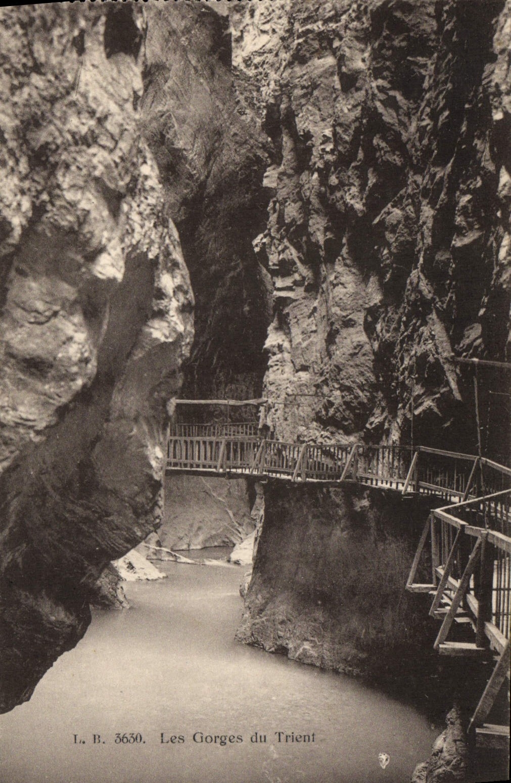 CPA Les Gorges Du Trient