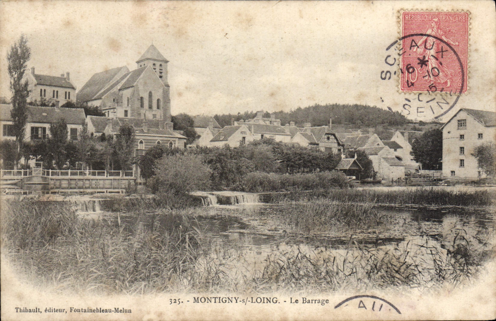 VINTAGE POSTCARD Montigny On Loing Stopping