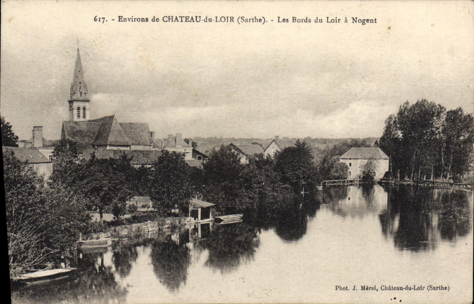 Los alrededores de la POSTAL de la VENDIMIA del castillo del Dormouse los bordes del Dormouse tienen Nogent