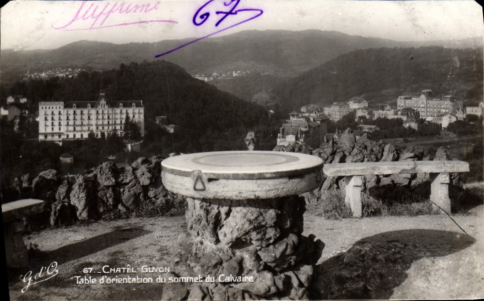 CPM Chatelguyon Table d'orientation du sommet du calvaire