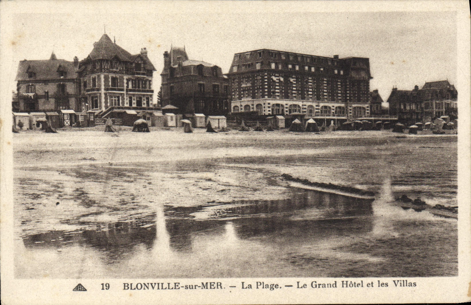 VINTAGE POSTCARD Blonville On Sea the Beach the large hotel and villas