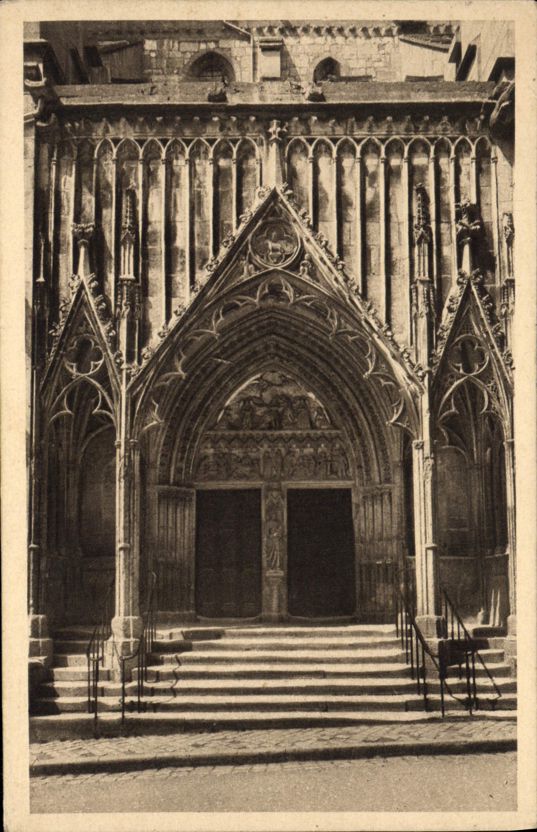 CPA Chaumont Eglise St Jean Baptiste Portail St Jean