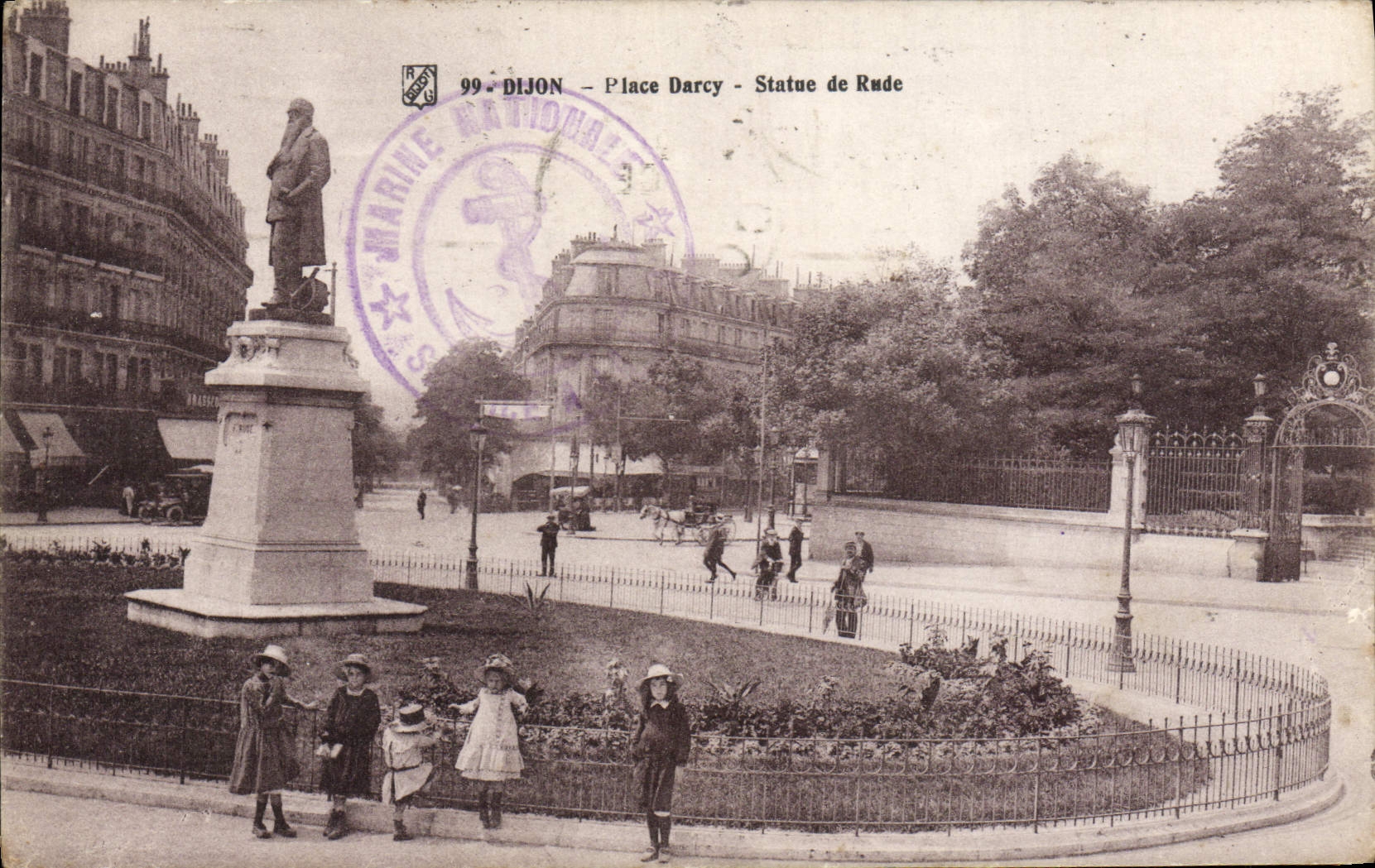 CPA Dijon Place Darcy Statue De Rude Enfants