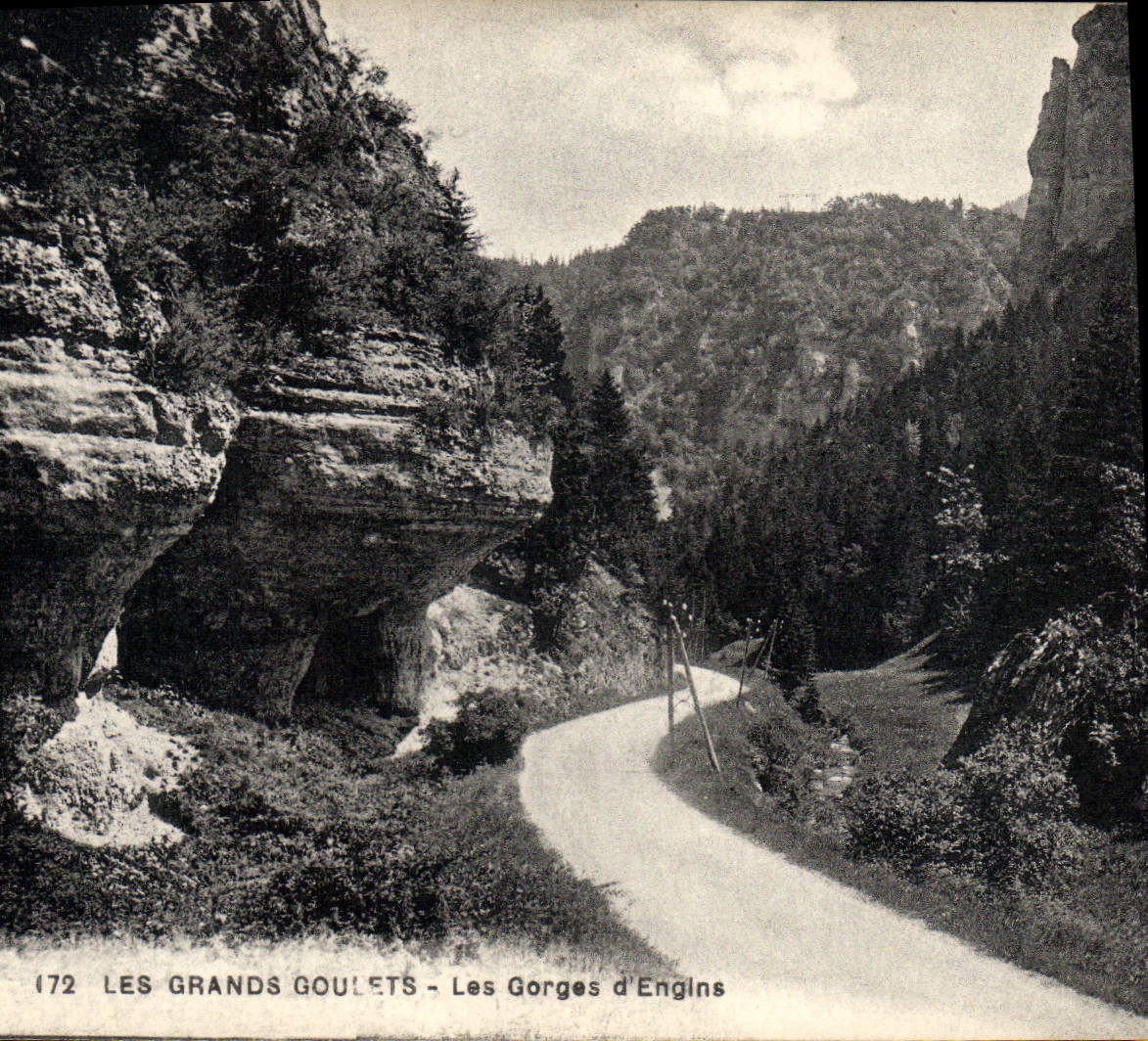 VINTAGE POSTCARD Great Narrow parts the Falls D' Englins