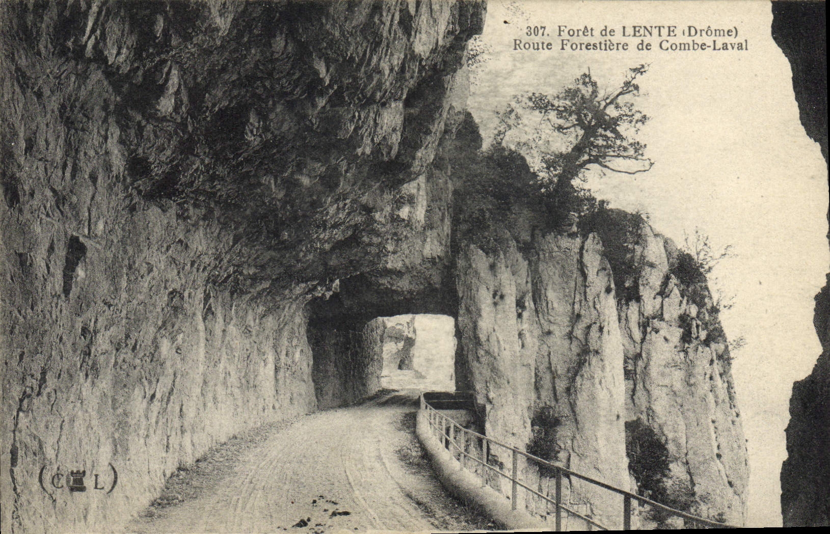 VINTAGE POSTCARD Drill of Slow Road Forestiere de Combe Laval