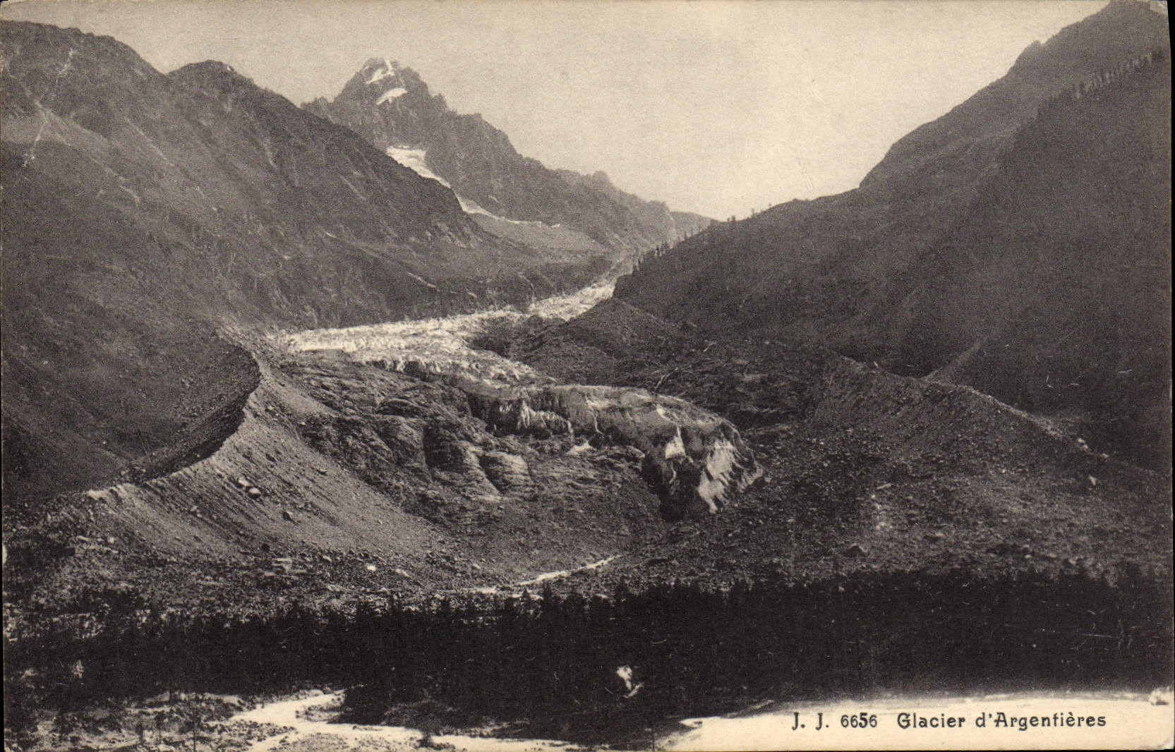 VINTAGE POSTCARD Glacier of Argentieres