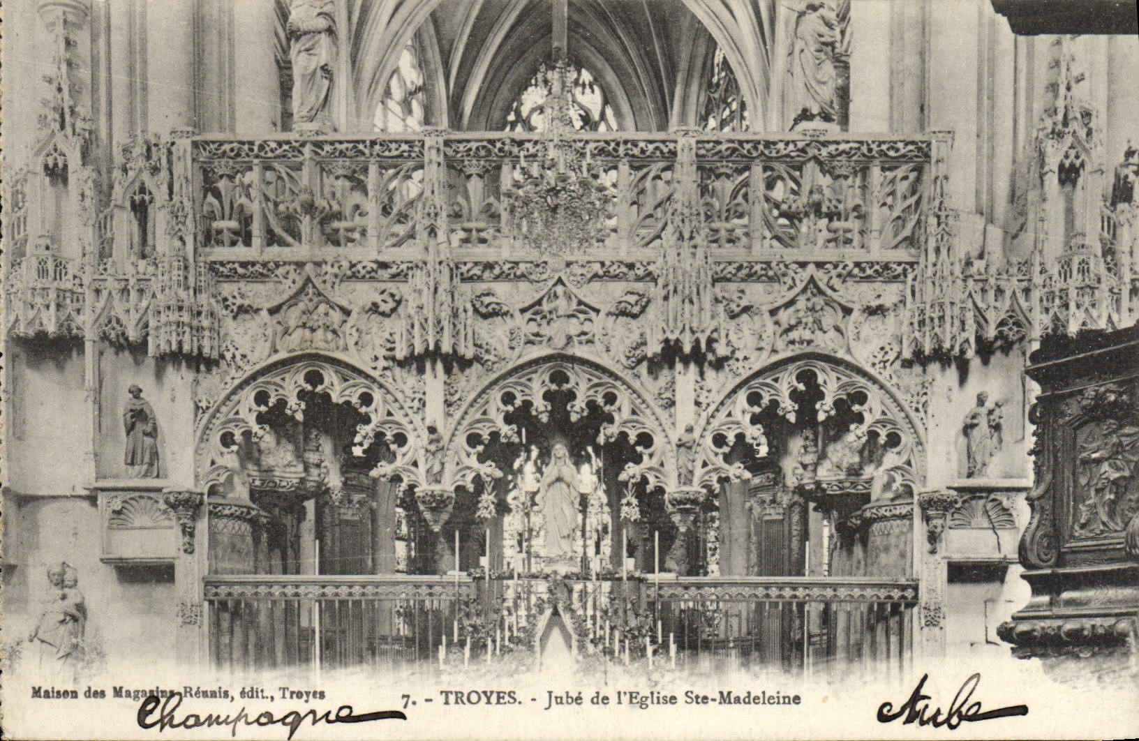 CPA Troyes Jube de l'Eglise Sainte Madeleine