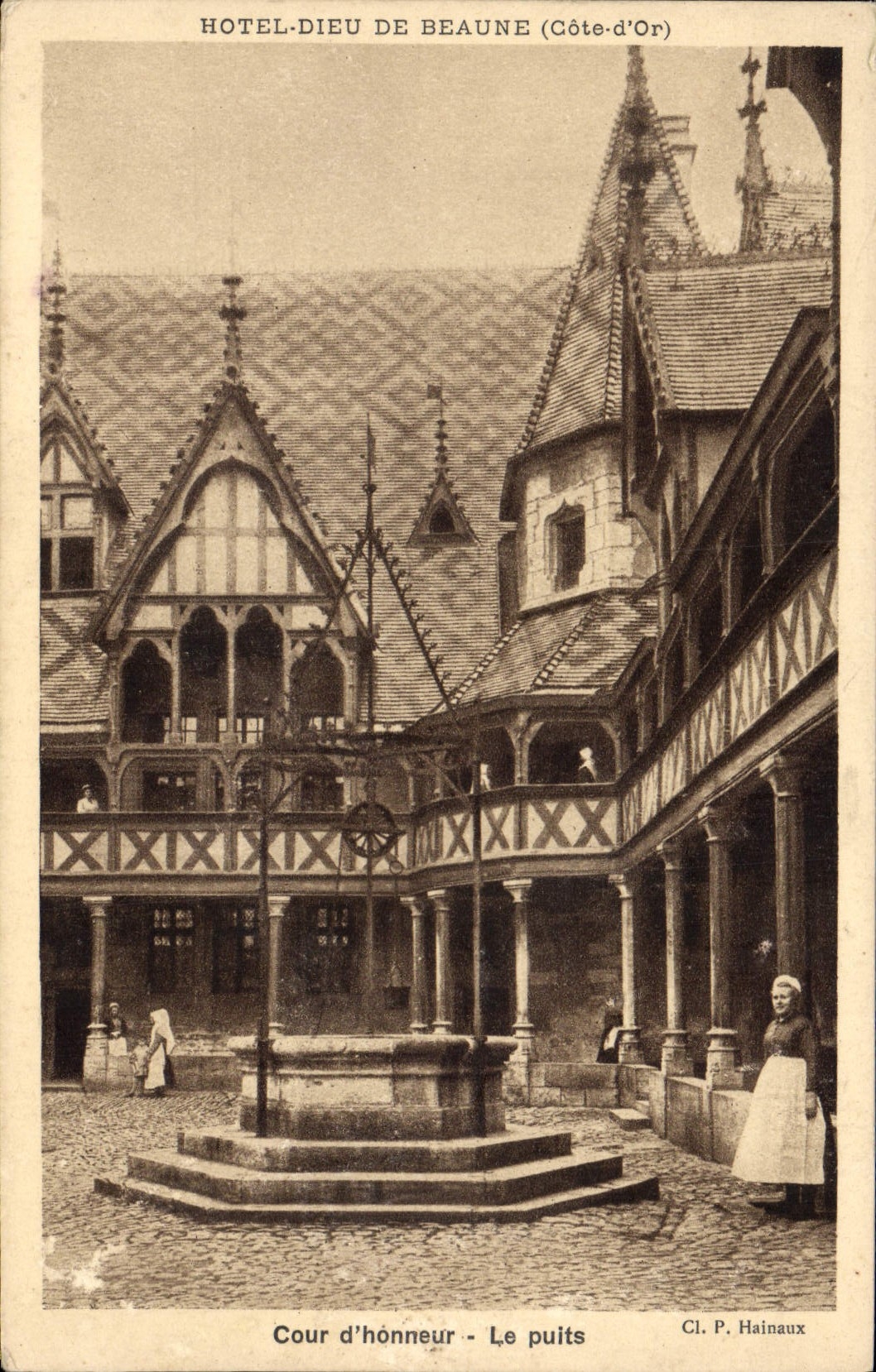 VINTAGE POSTCARD Hotel God Of Beaune Main courtyard the Well