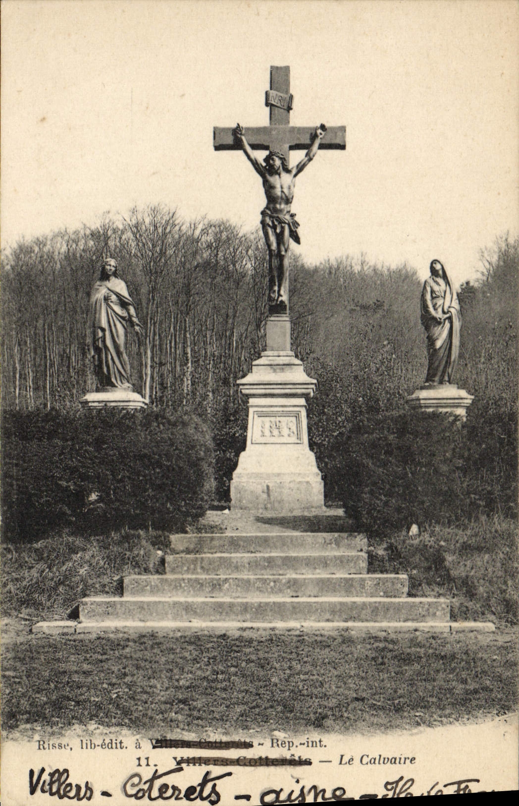 VINTAGE POSTCARD Villers Cotterets the martyrdom