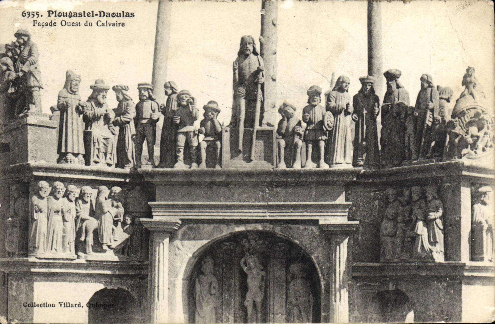 VINTAGE POSTCARD Plougastel Daoulas Western Frontage of the Martyrdom