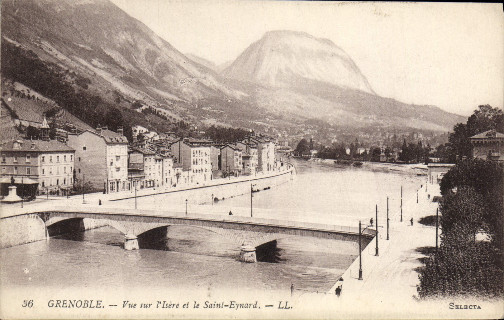 POSTAL Grenoble de la VENDIMIA vista en Isere y el Eynard Saint