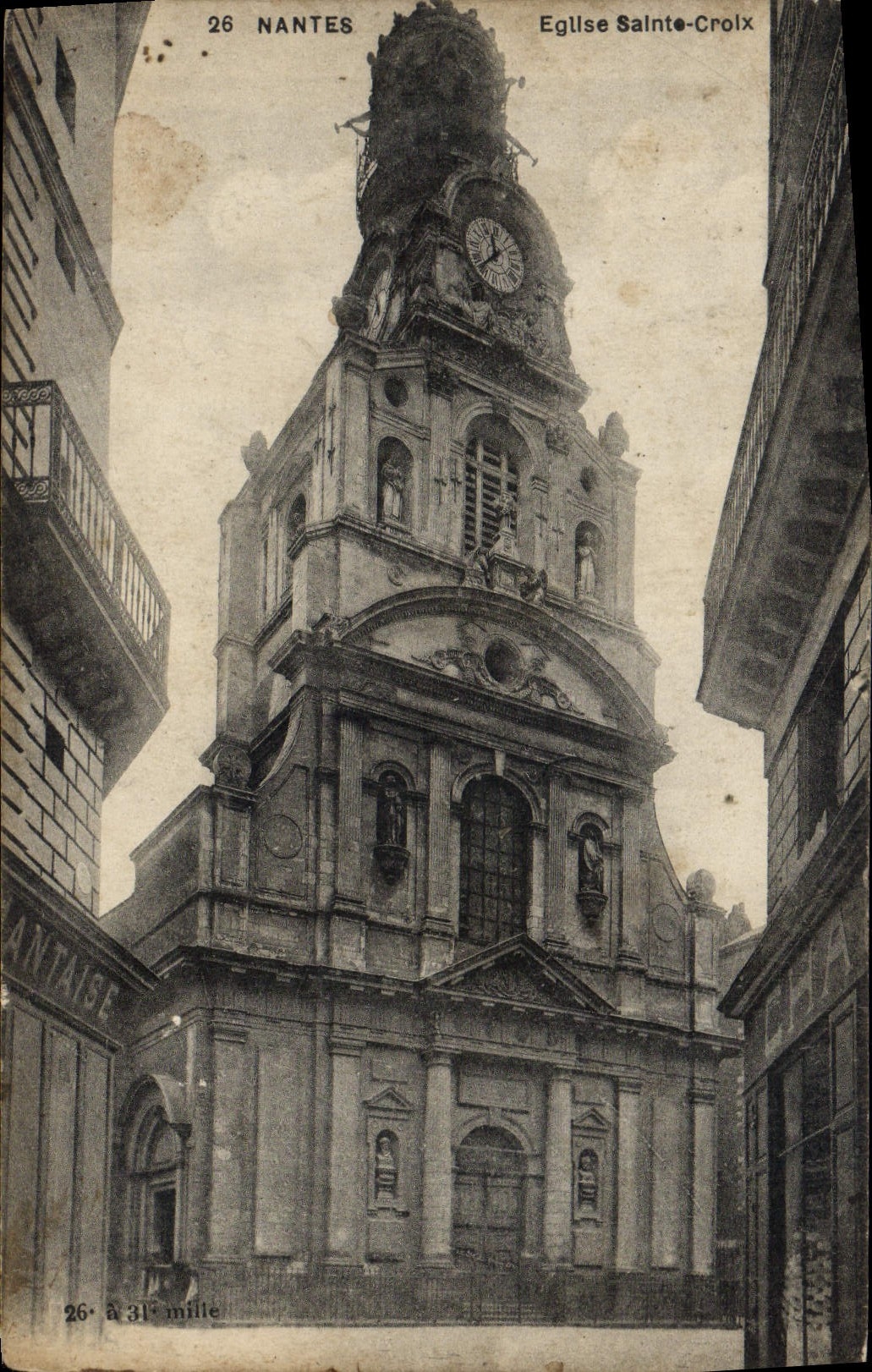 VINTAGE POSTCARD Nantes Church Holy Cross