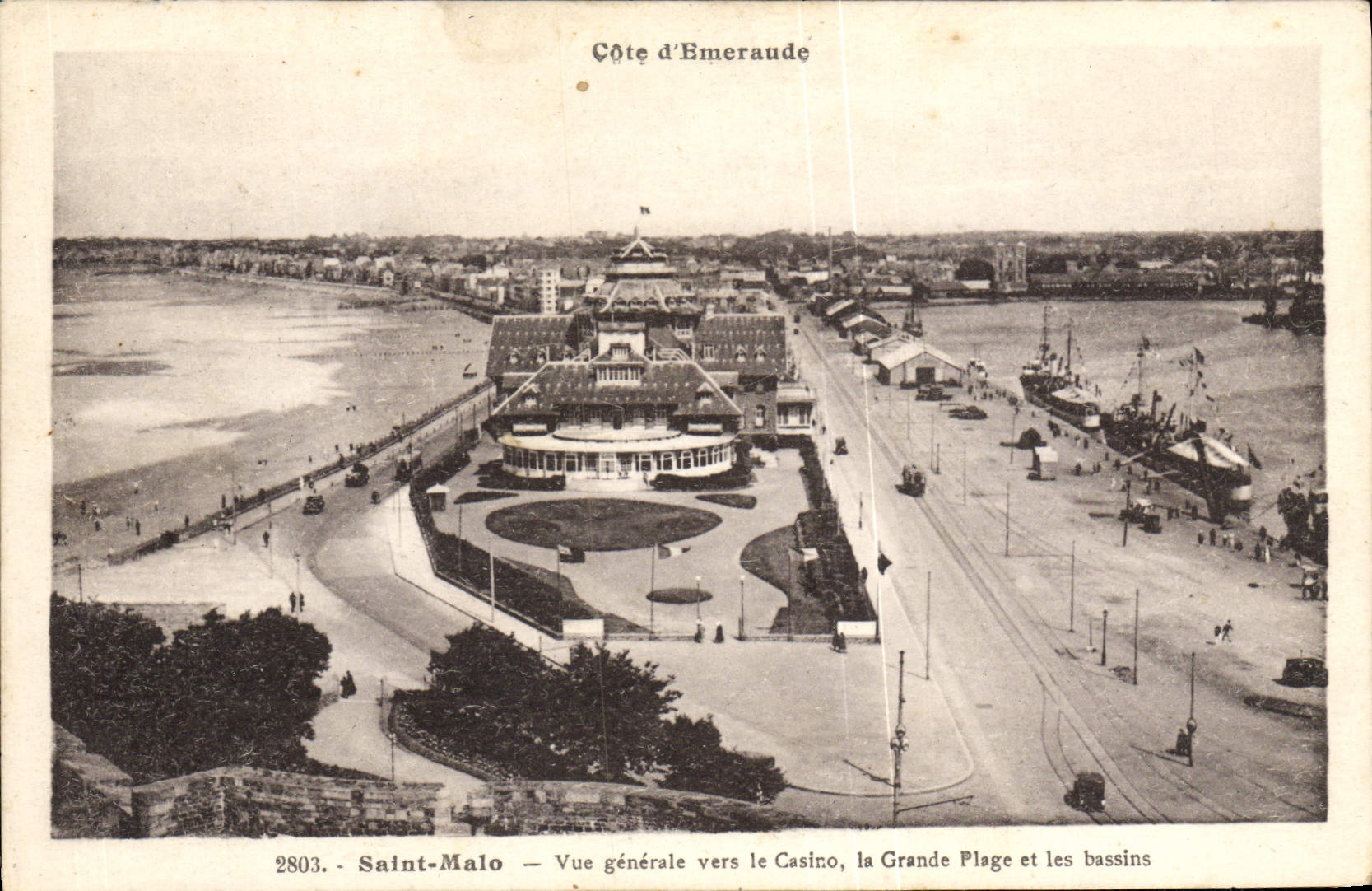 CPA Saint Malo Vue Generale Vers le Casino la Grande Plage et les Bassins
