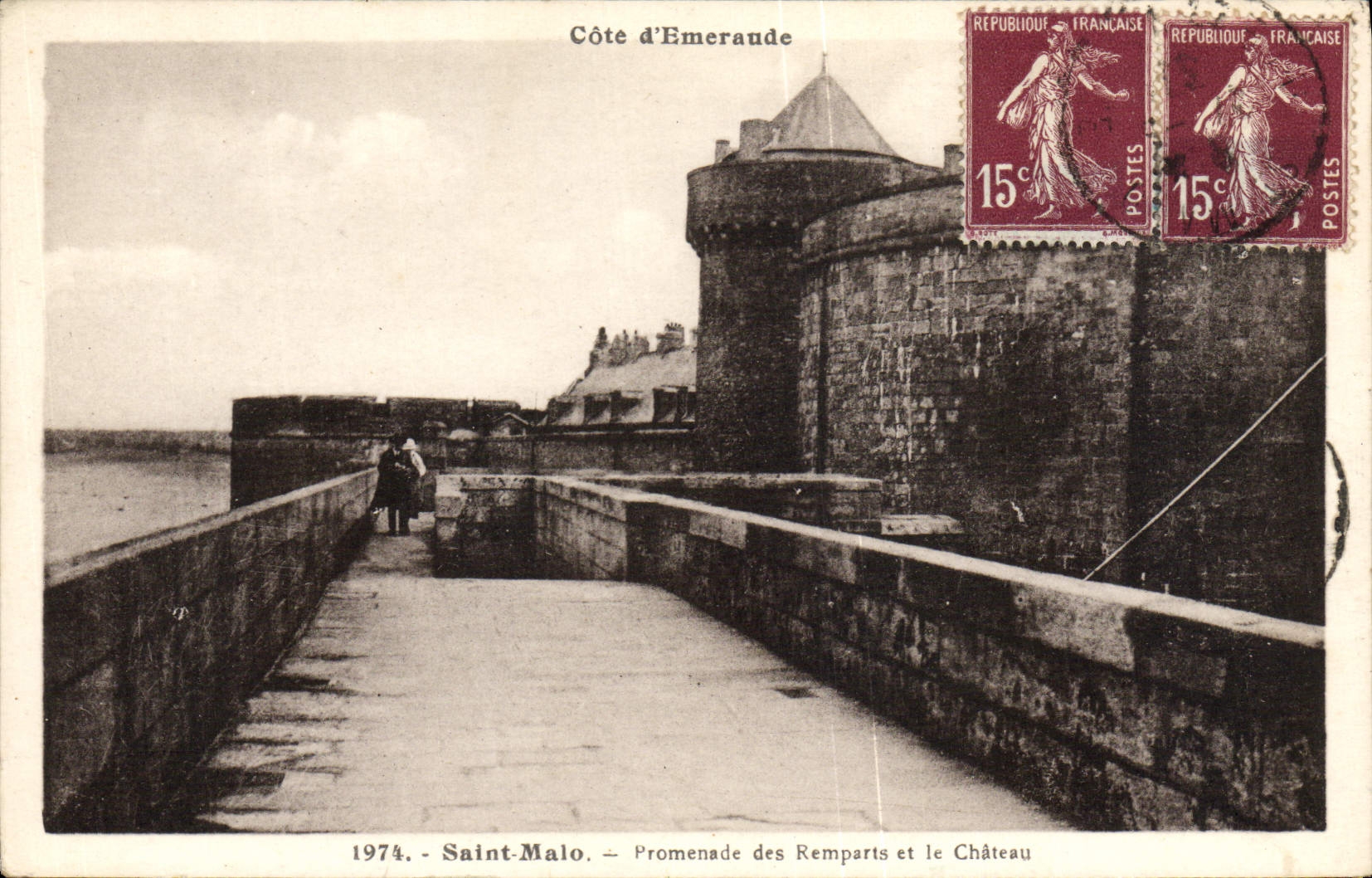 VINTAGE POSTCARD Holy Malo Walk of the Walls and the Castle