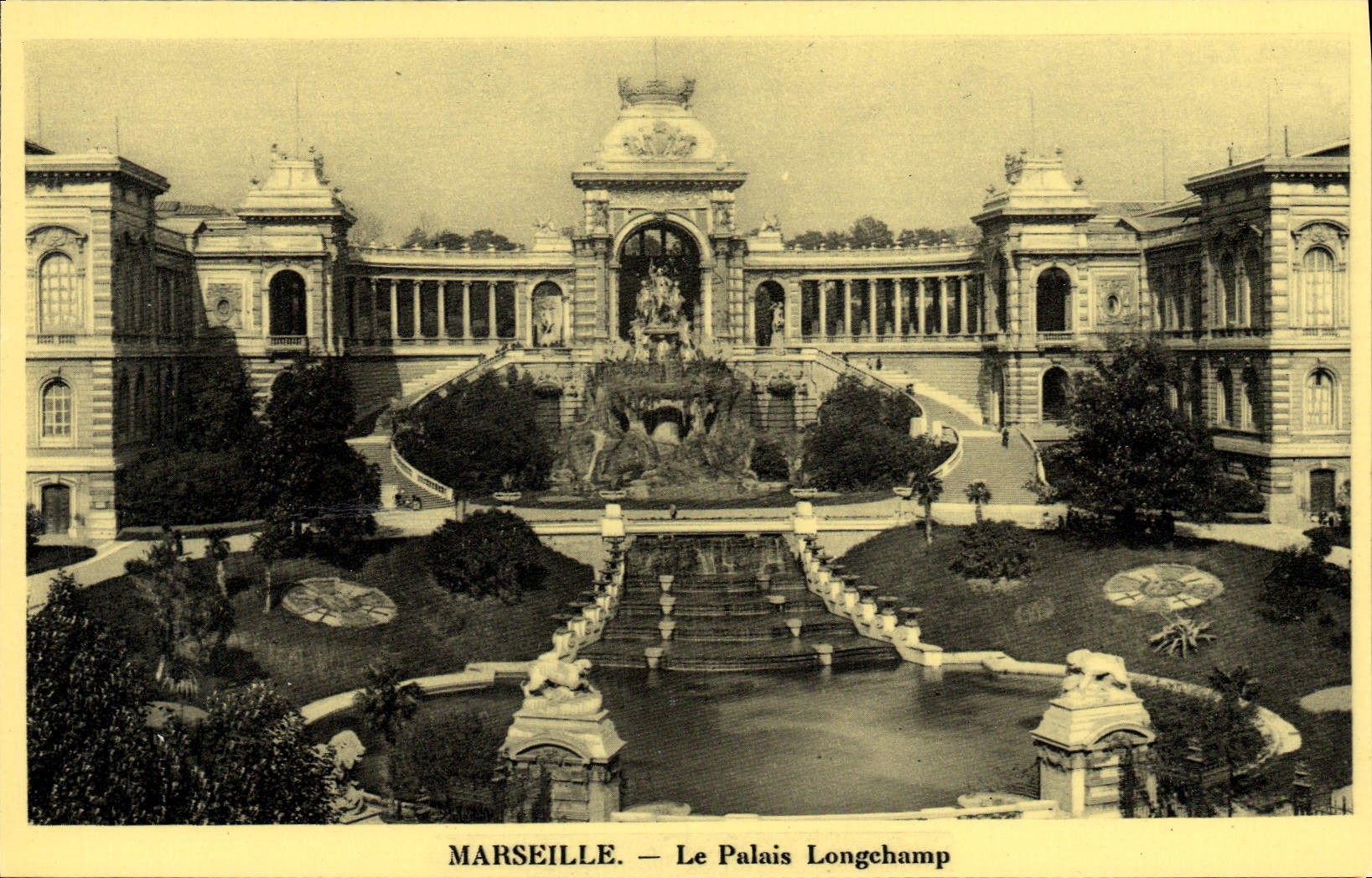 CPA Marseille Le Palais Longchamp