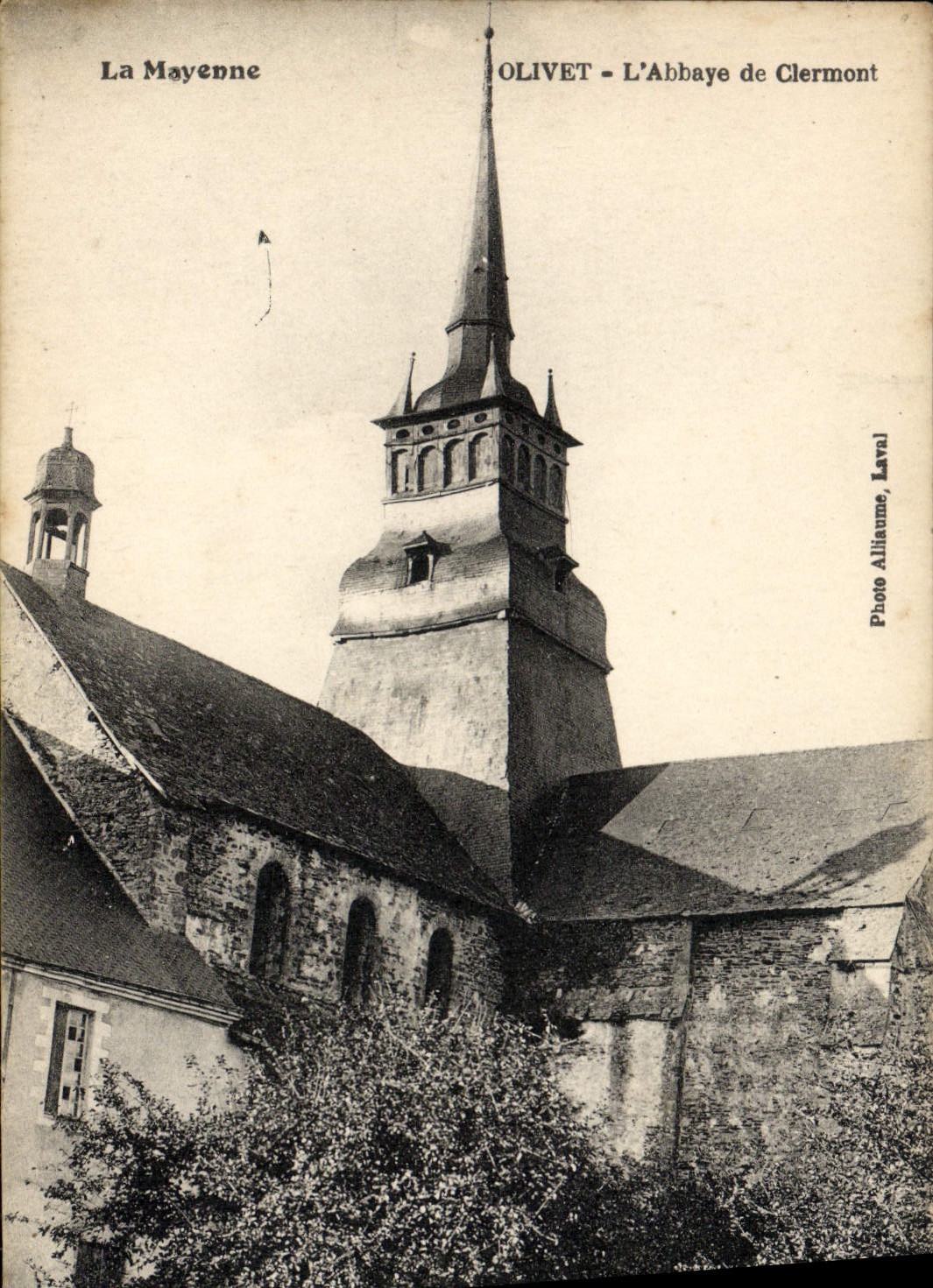 VINTAGE POSTCARD Olivet the abbey De Clermont