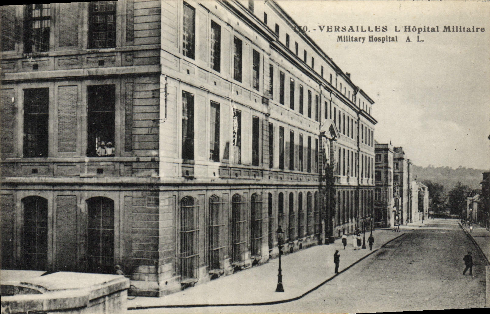 CPA Versailles L'Hopital Militaire
