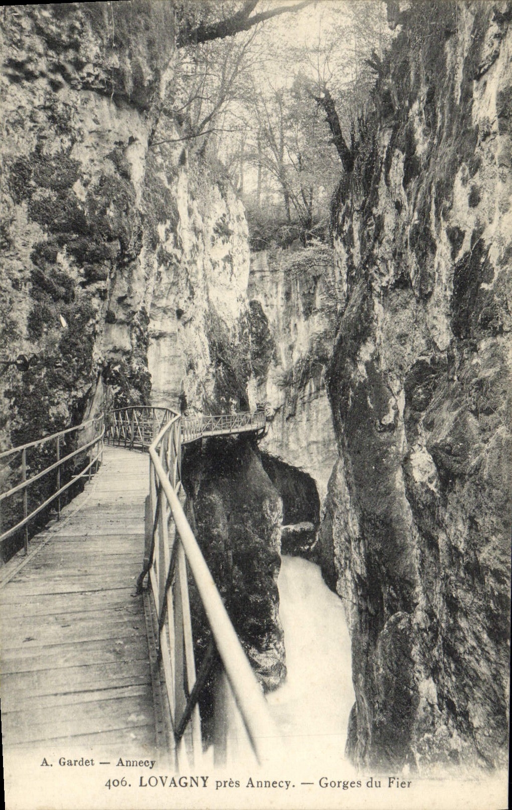 VINTAGE POSTCARD Lovagny Close Annecy Falls Of Trusting