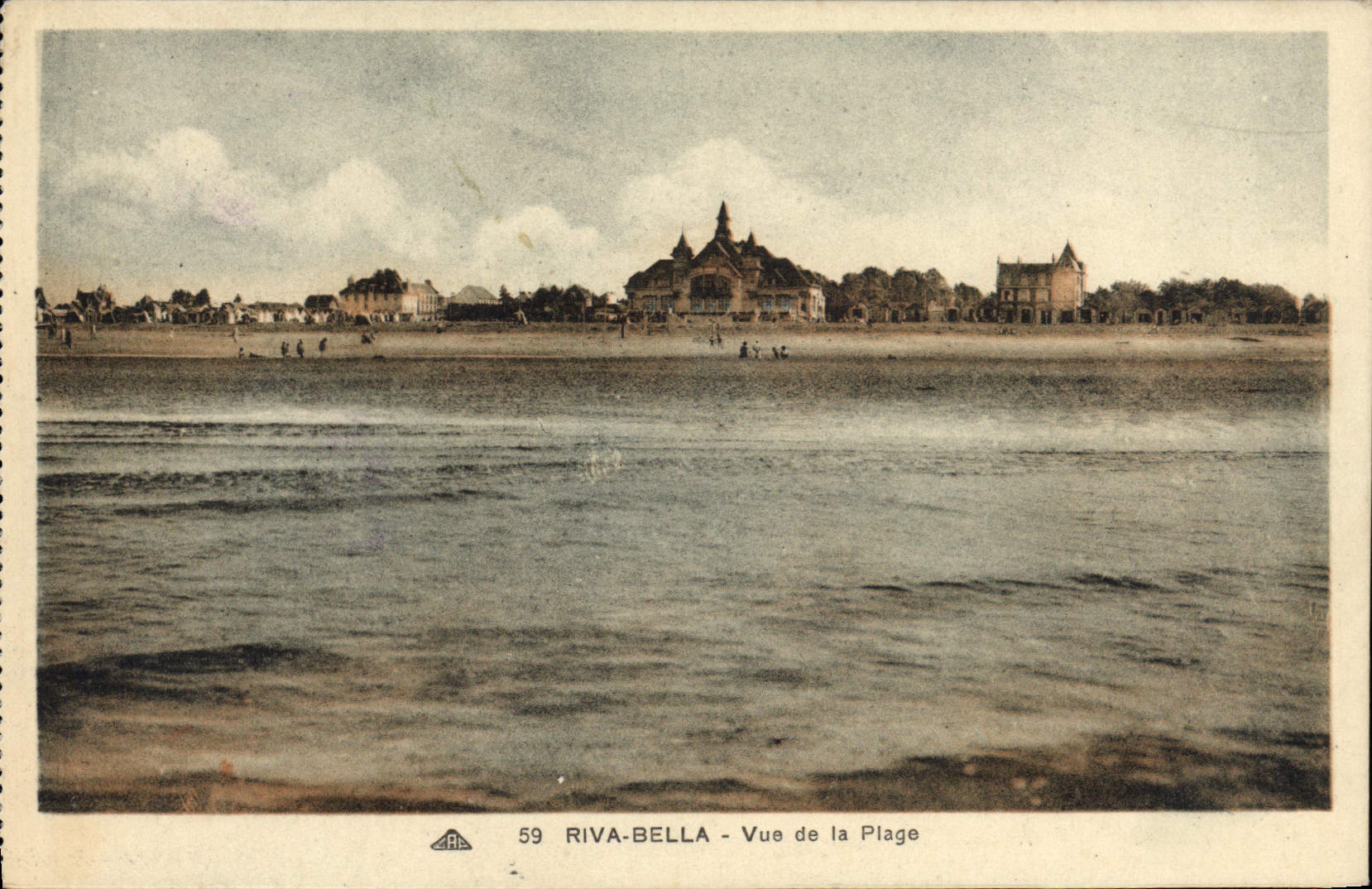 VINTAGE POSTCARD Riva Bleated Seen Beach